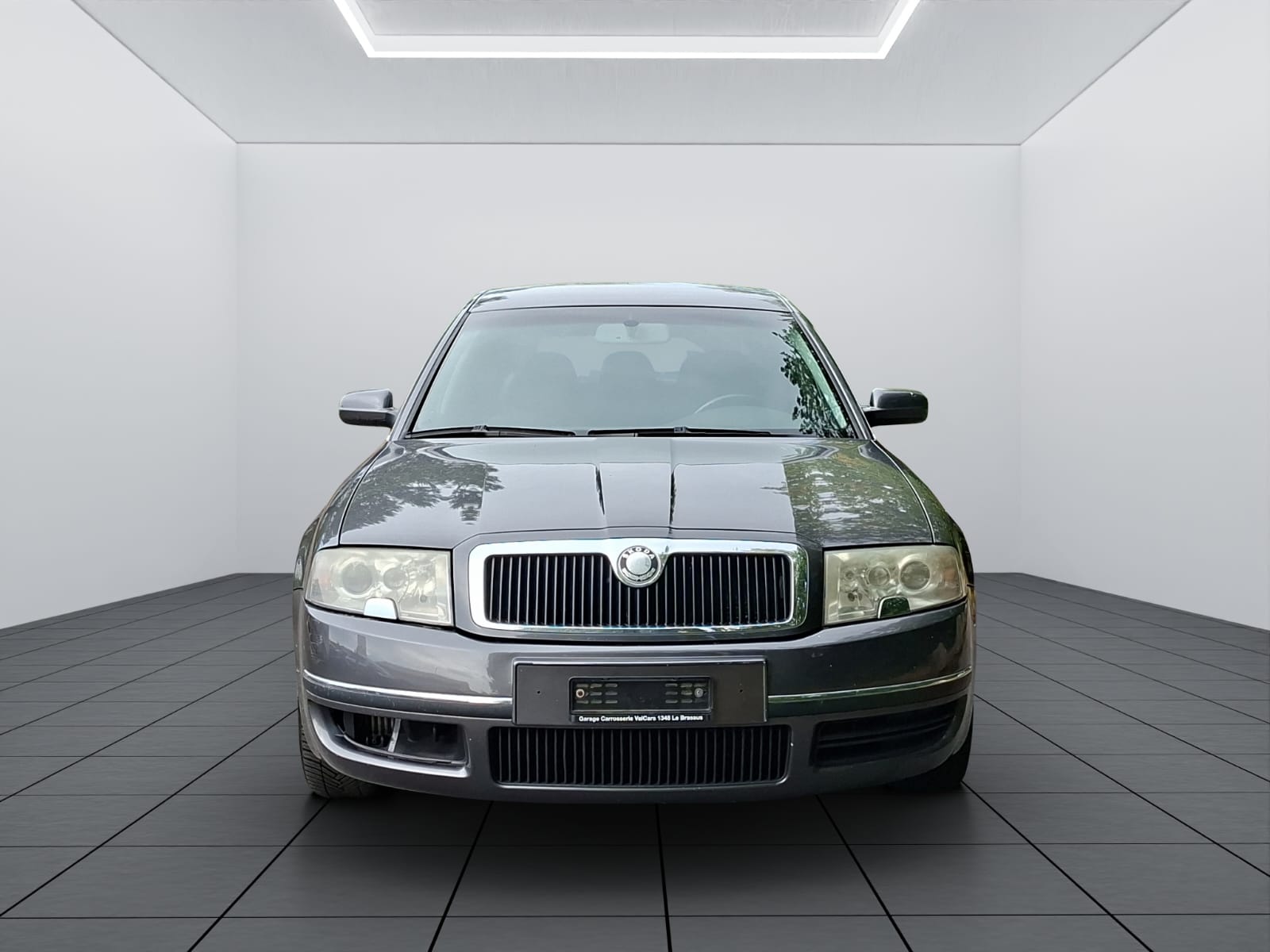SKODA Superb 2.5 V6 TDi Elegance-image-1