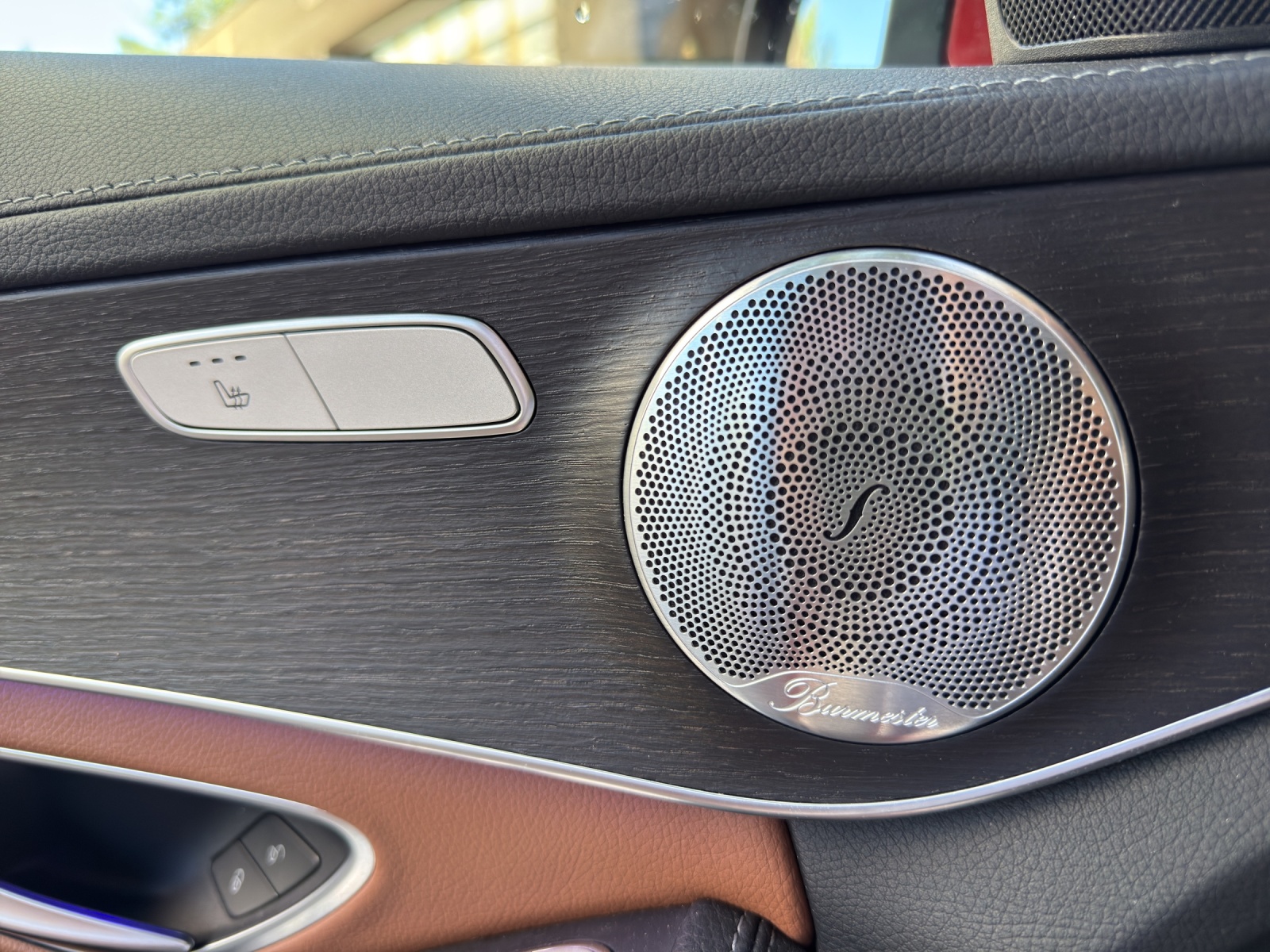MERCEDES-BENZ C 400 AMG Line 4Matic 9G-Tronic-image-17