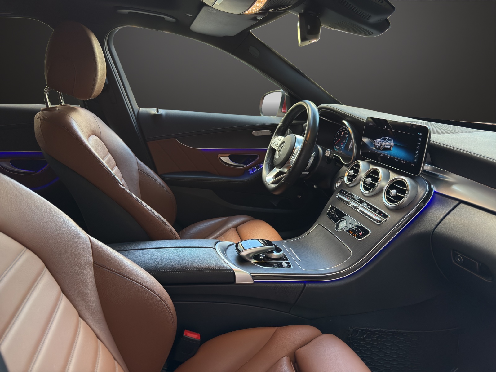 MERCEDES-BENZ C 400 AMG Line 4Matic 9G-Tronic-image-11