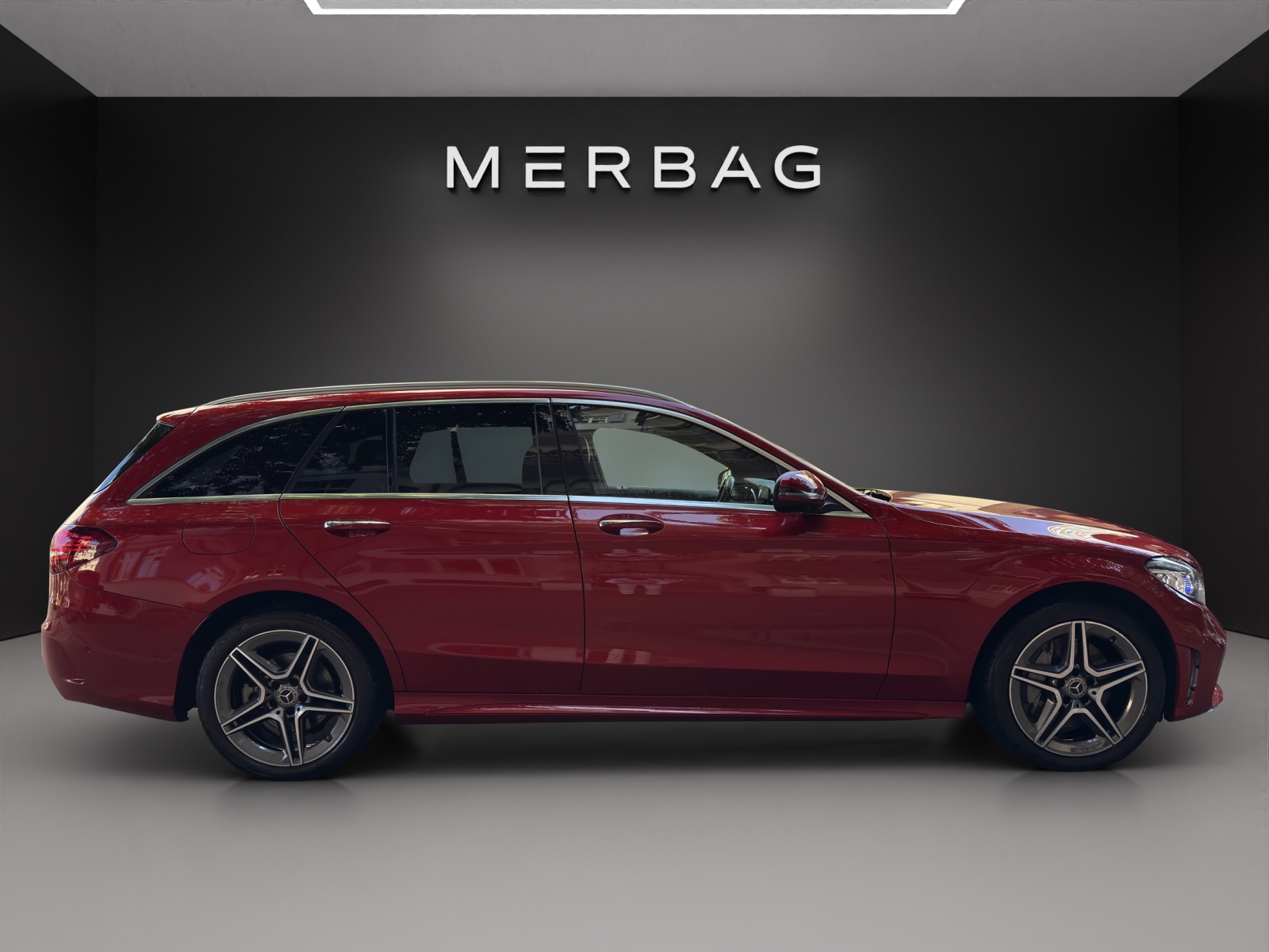 MERCEDES-BENZ C 400 AMG Line 4Matic 9G-Tronic-image-6