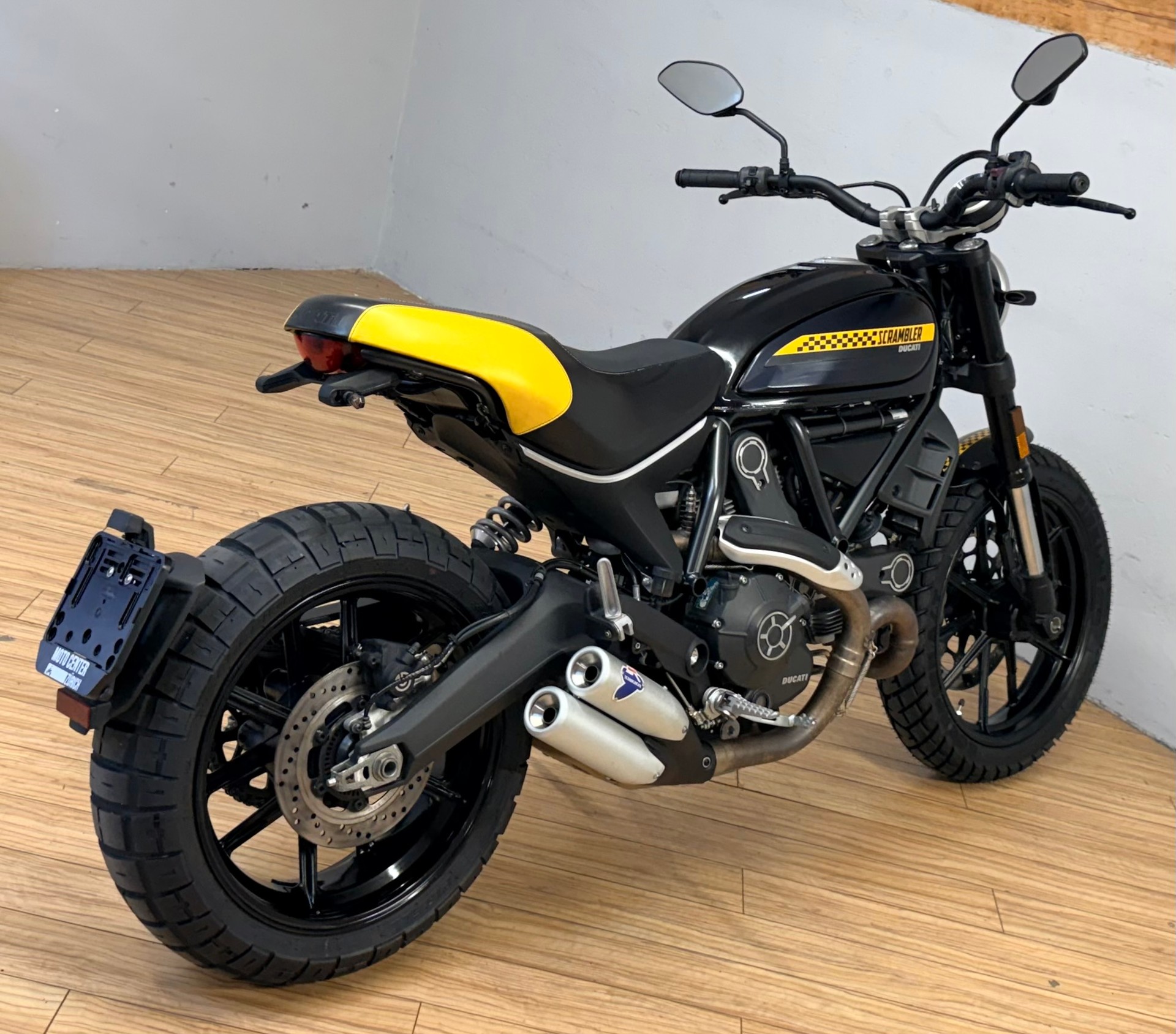 DUCATI Scrambler 800 Full Throttle (35kW)-showroom-element-2