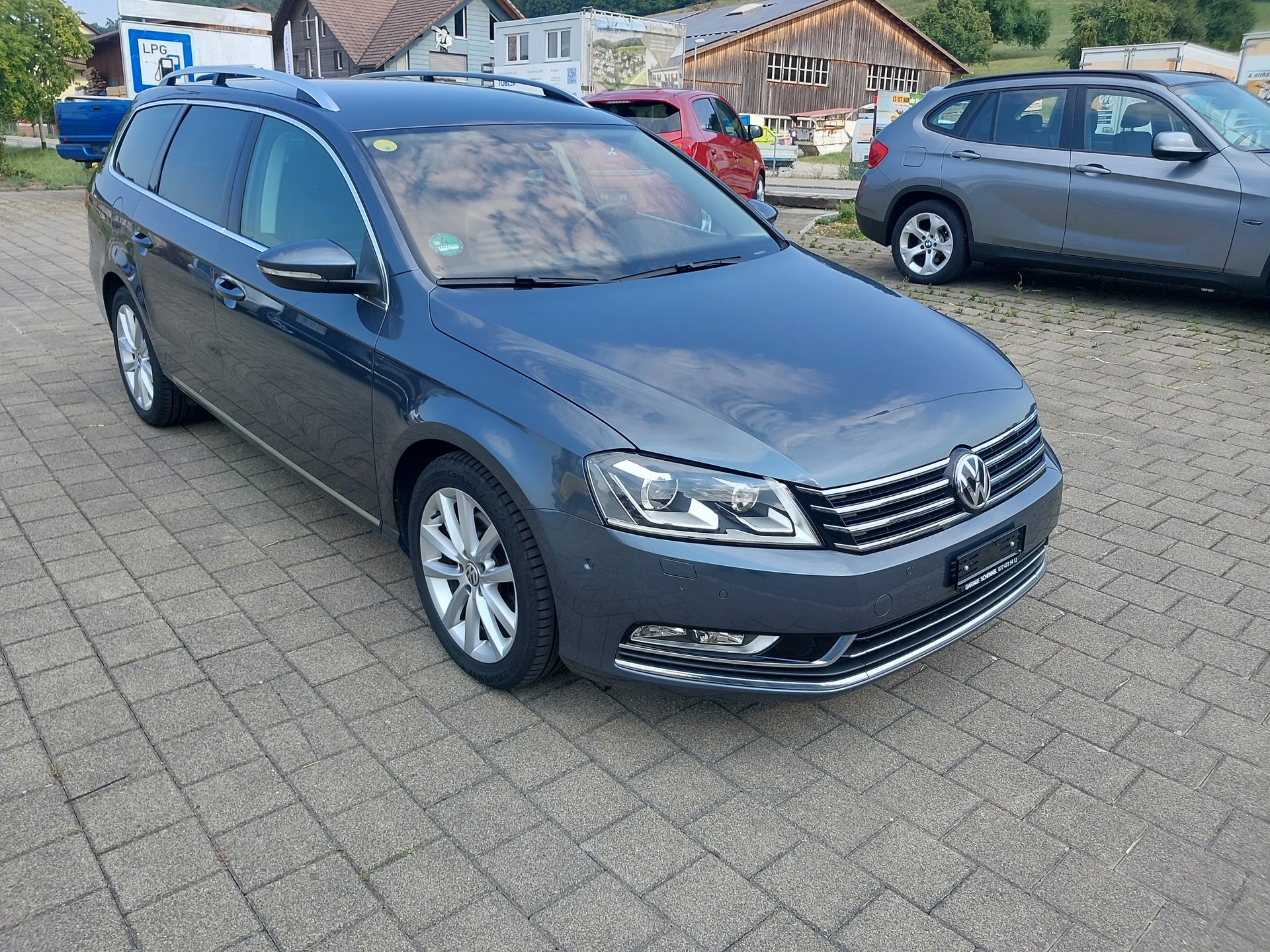 VW Passat Variant 2.0 TDI BMT Design 4M DSG-image-0