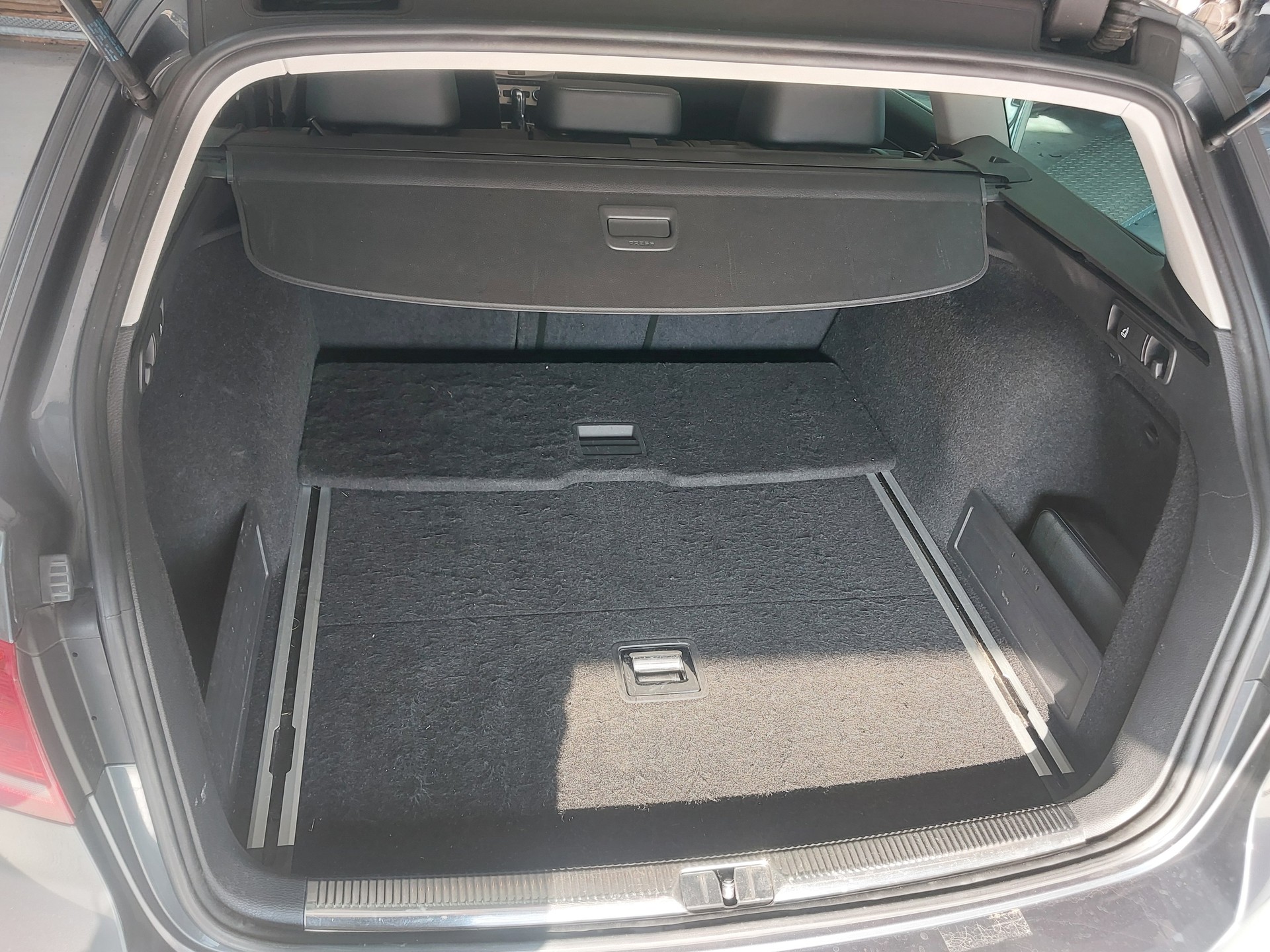 VW Passat Variant 2.0 TDI BMT Design 4M DSG-image-7