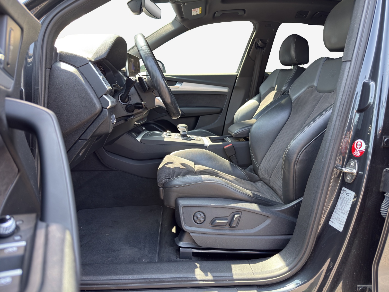 AUDI Q5 40 TDI sport quattro S-tronic-image-7