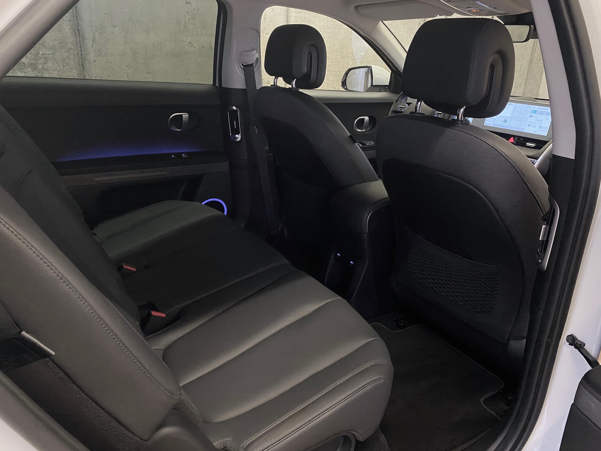 HYUNDAI Ioniq 5 *77kWh*Swiss*Amplia*2WD*-image-5