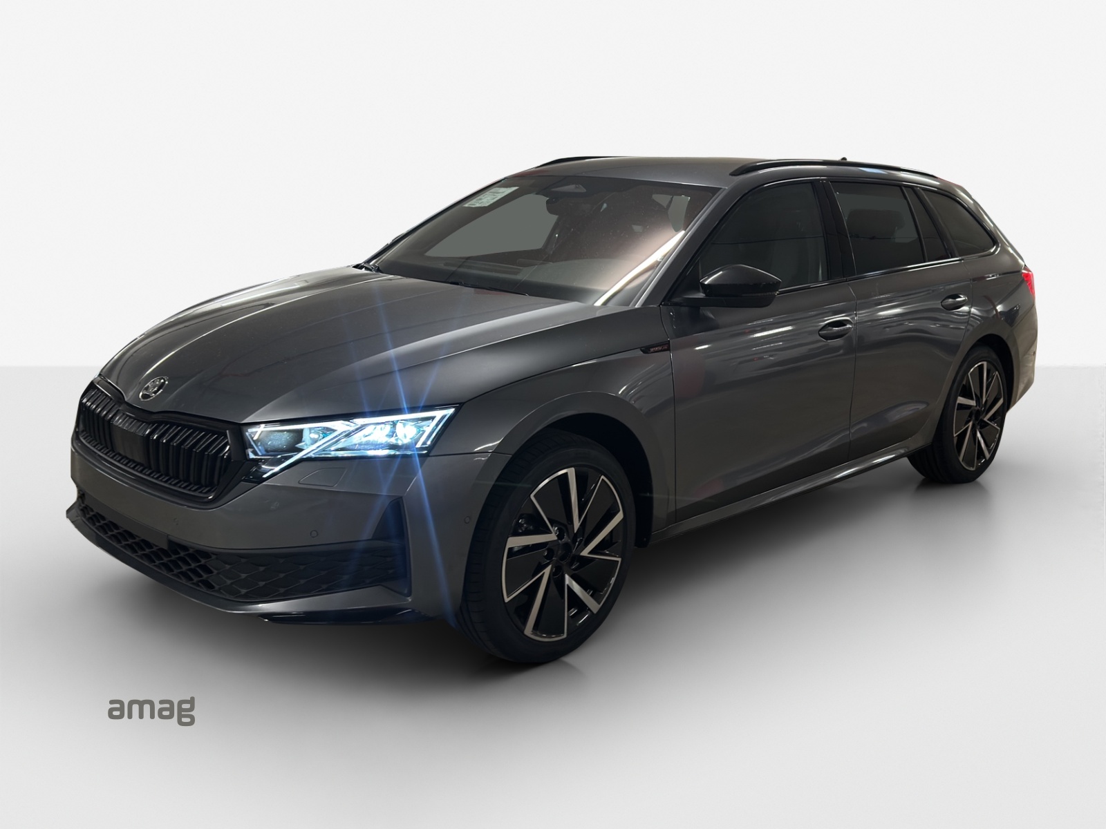 SKODA Octavia Combi 1.5 TSI mHEV DSG Sport Line-image-0