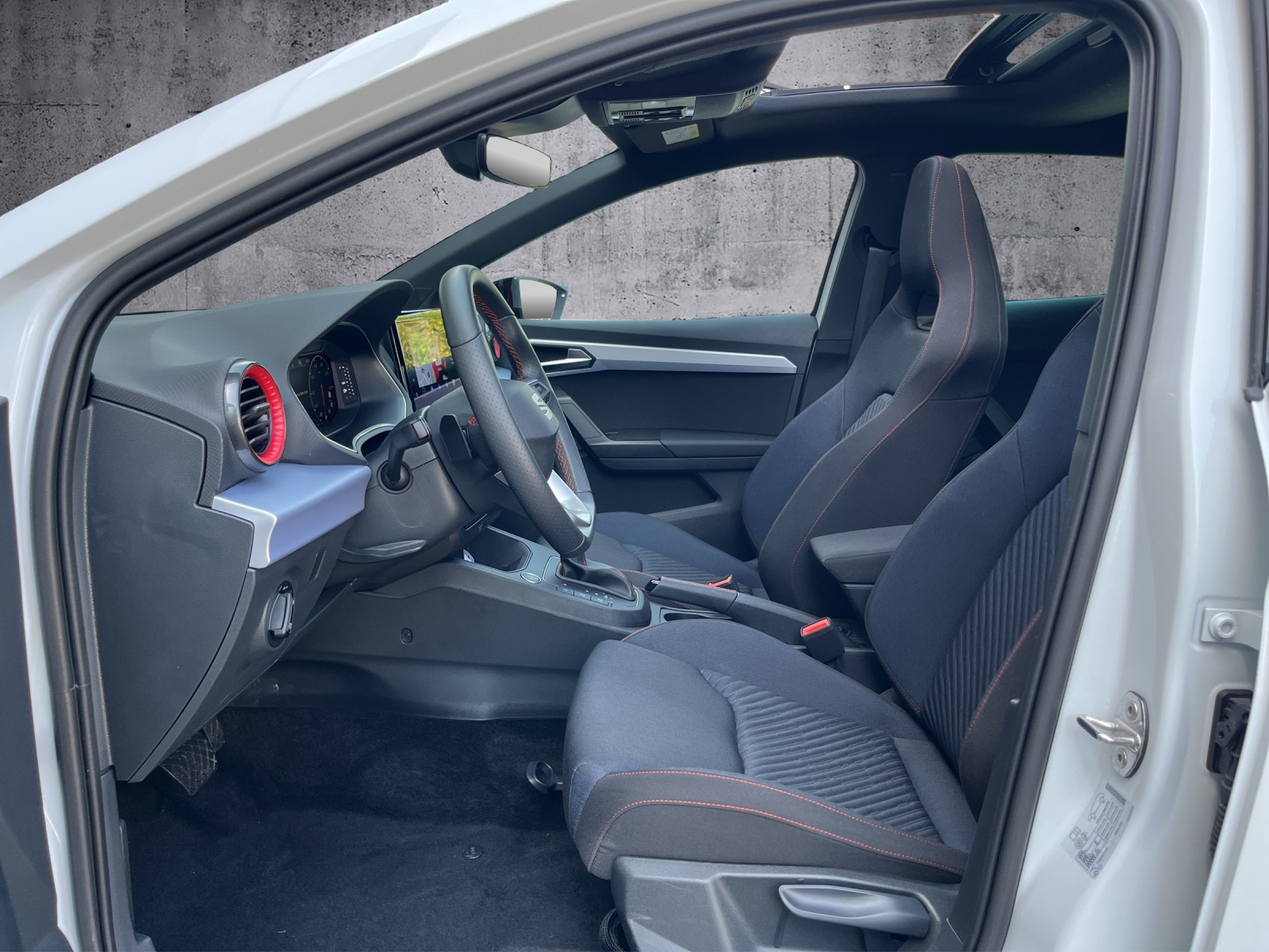 SEAT Ibiza 1.5 TSI FR DSG-image-8