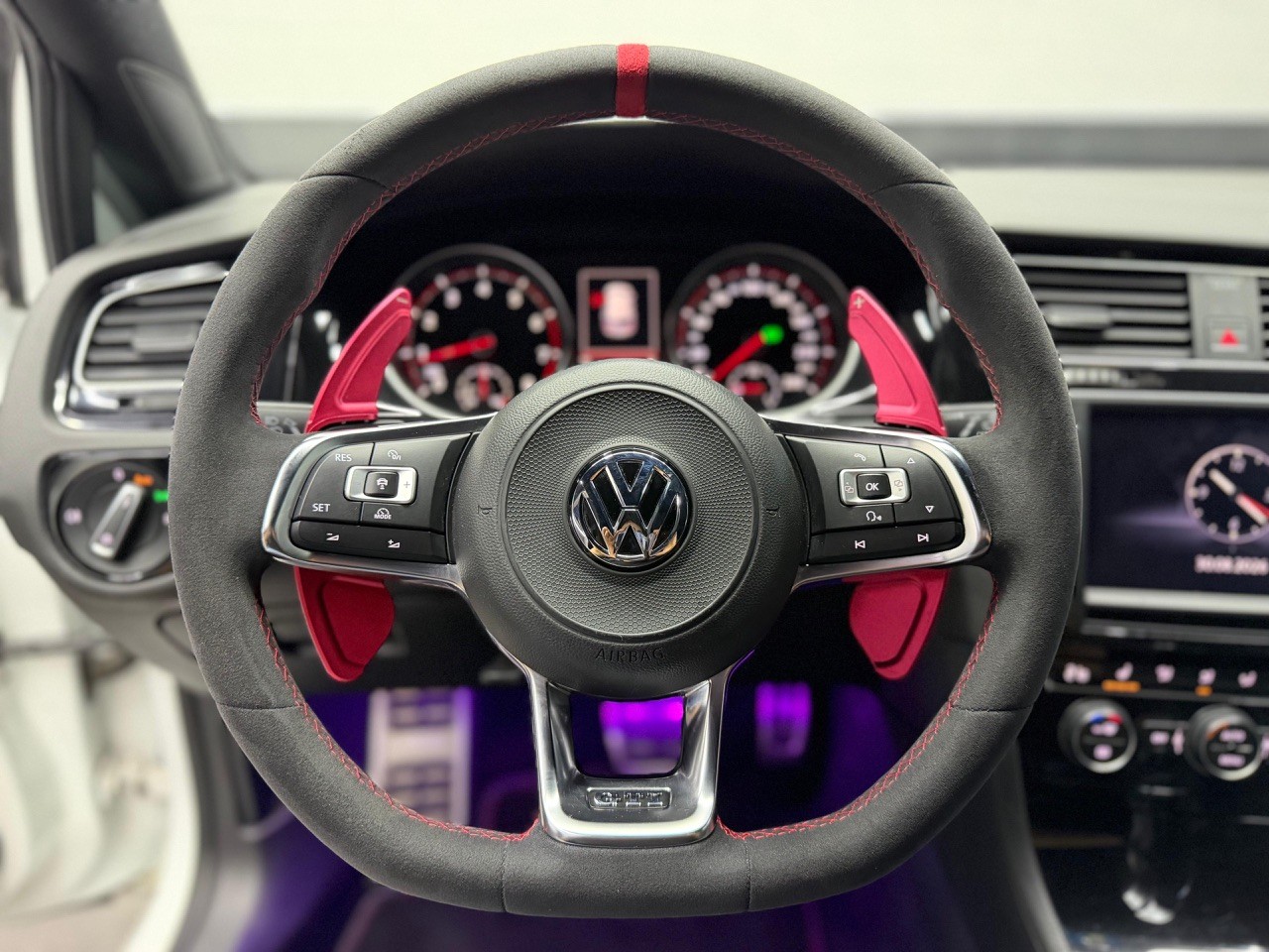 VW Golf 2.0 TSI GTI Clubsport DSG | CH-Auto | KW Tiefergelegt | Remus Auspuff | Rückfahrkamera | ACC-image-20