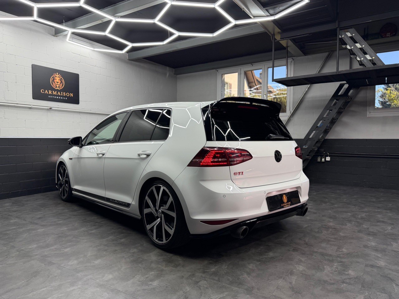 VW Golf 2.0 TSI GTI Clubsport DSG | CH-Auto | KW Tiefergelegt | Remus Auspuff | Rückfahrkamera | ACC-image-6