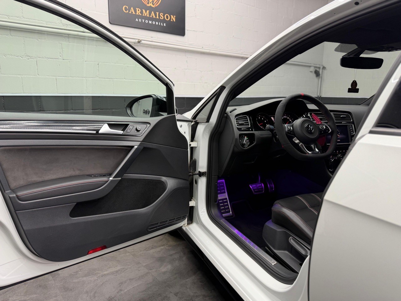 VW Golf 2.0 TSI GTI Clubsport DSG | CH-Auto | KW Tiefergelegt | Remus Auspuff | Rückfahrkamera | ACC-image-16