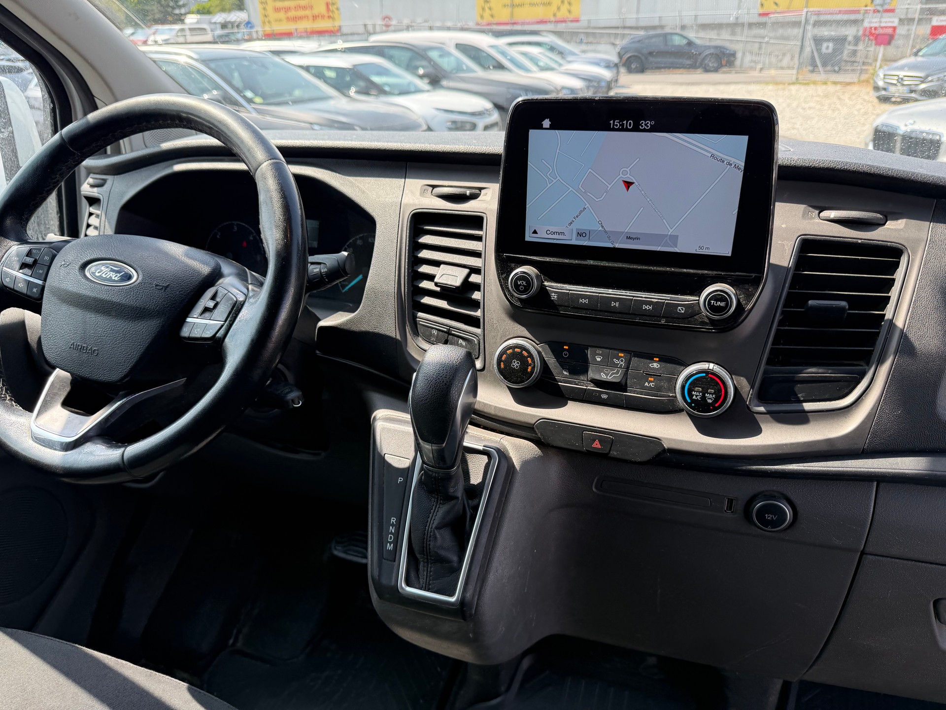 FORD Transit Custom Van 320 L2H1 Trend A-image-9