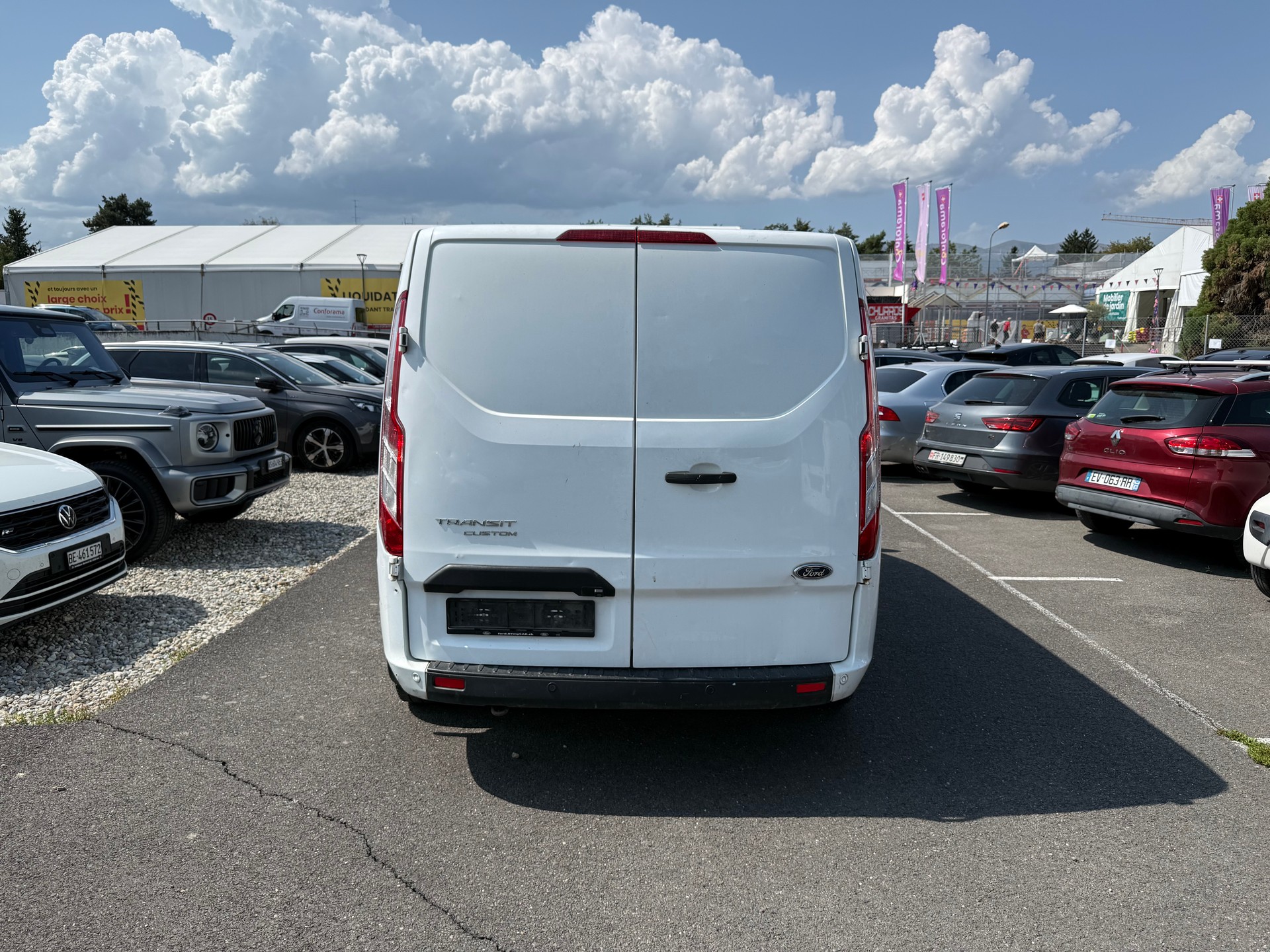 FORD Transit Custom Van 320 L2H1 Trend A-image-3