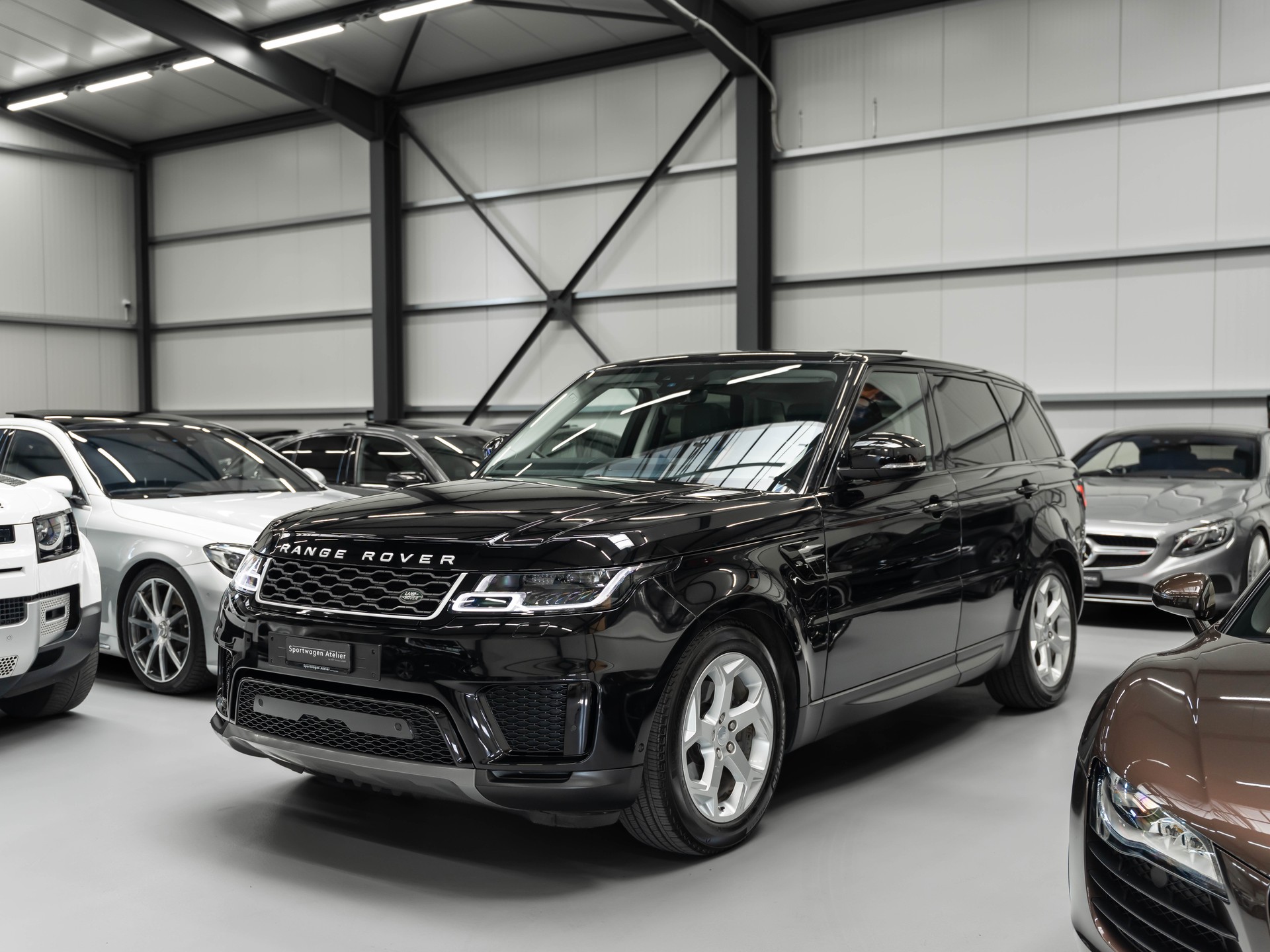 LAND ROVER Range Rover Sport 3.0 TDV6 SE Automatic-image-0