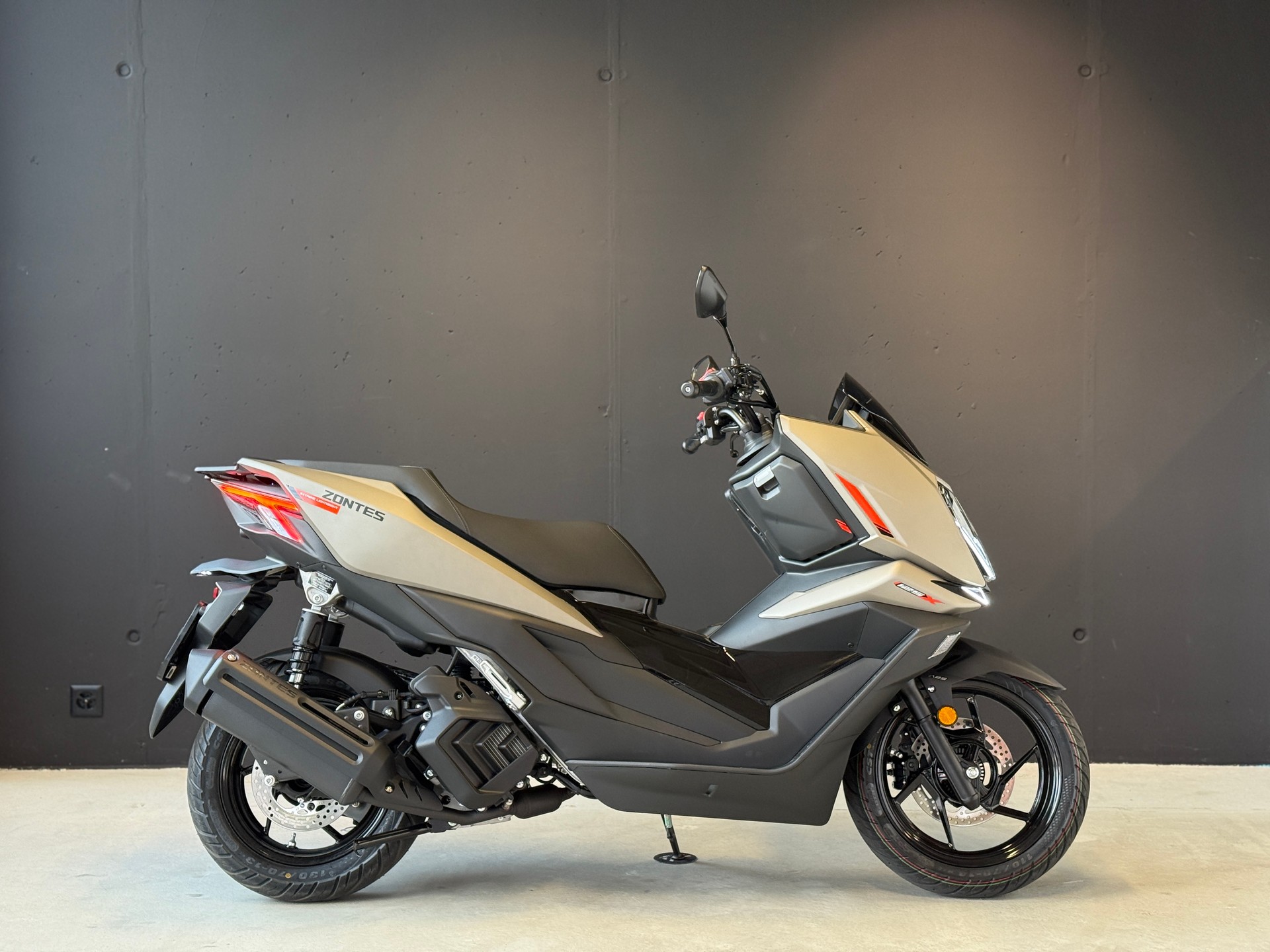 ZONTES 125 X-showroom-element-3