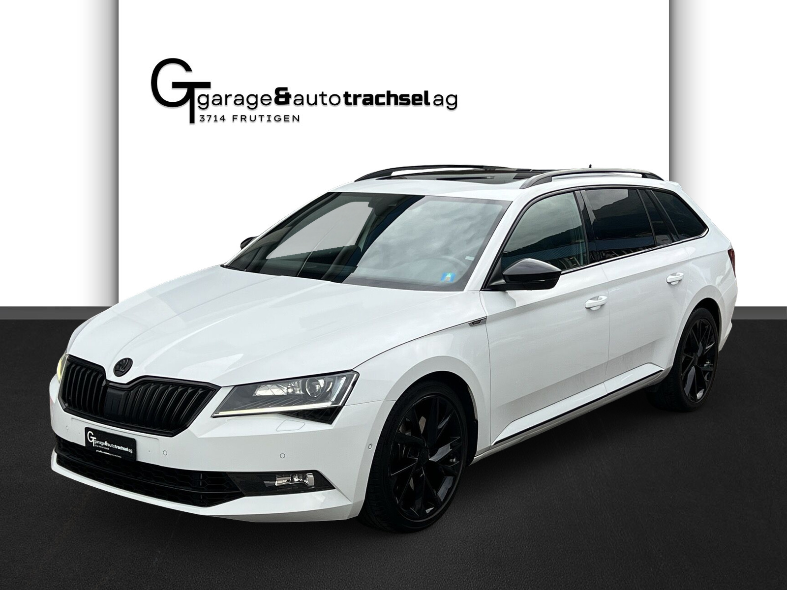 SKODA Superb Combi 2.0 TSI SportLine+ DSG 4x4-image-0