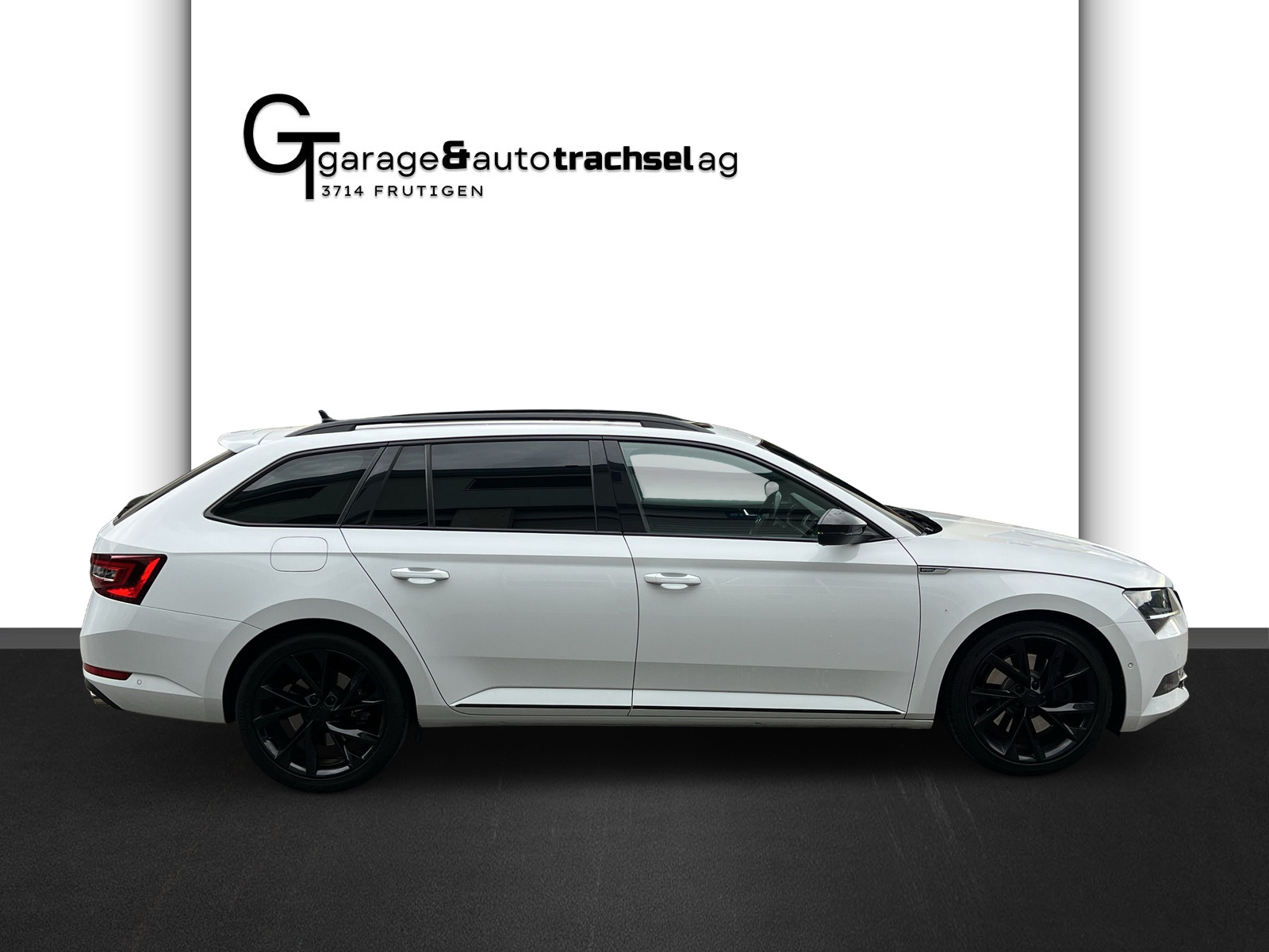 SKODA Superb Combi 2.0 TSI SportLine+ DSG 4x4-image-5