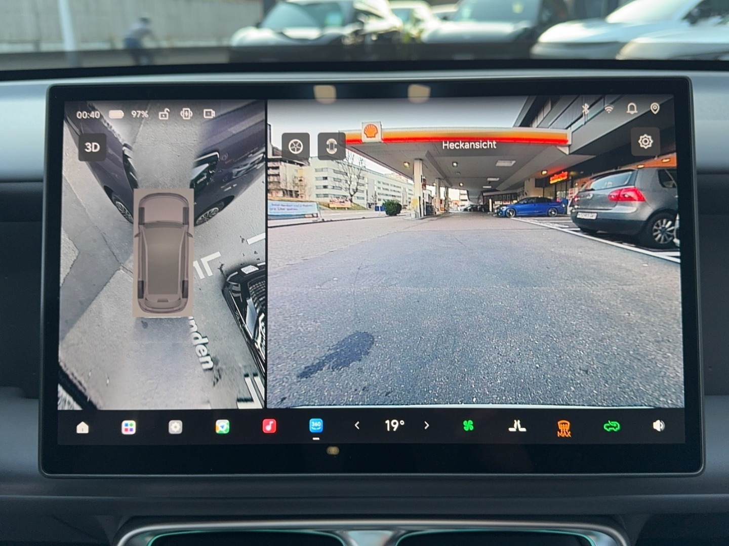 LEAPMOTOR B10 1.5 Hybrid EV-image-11