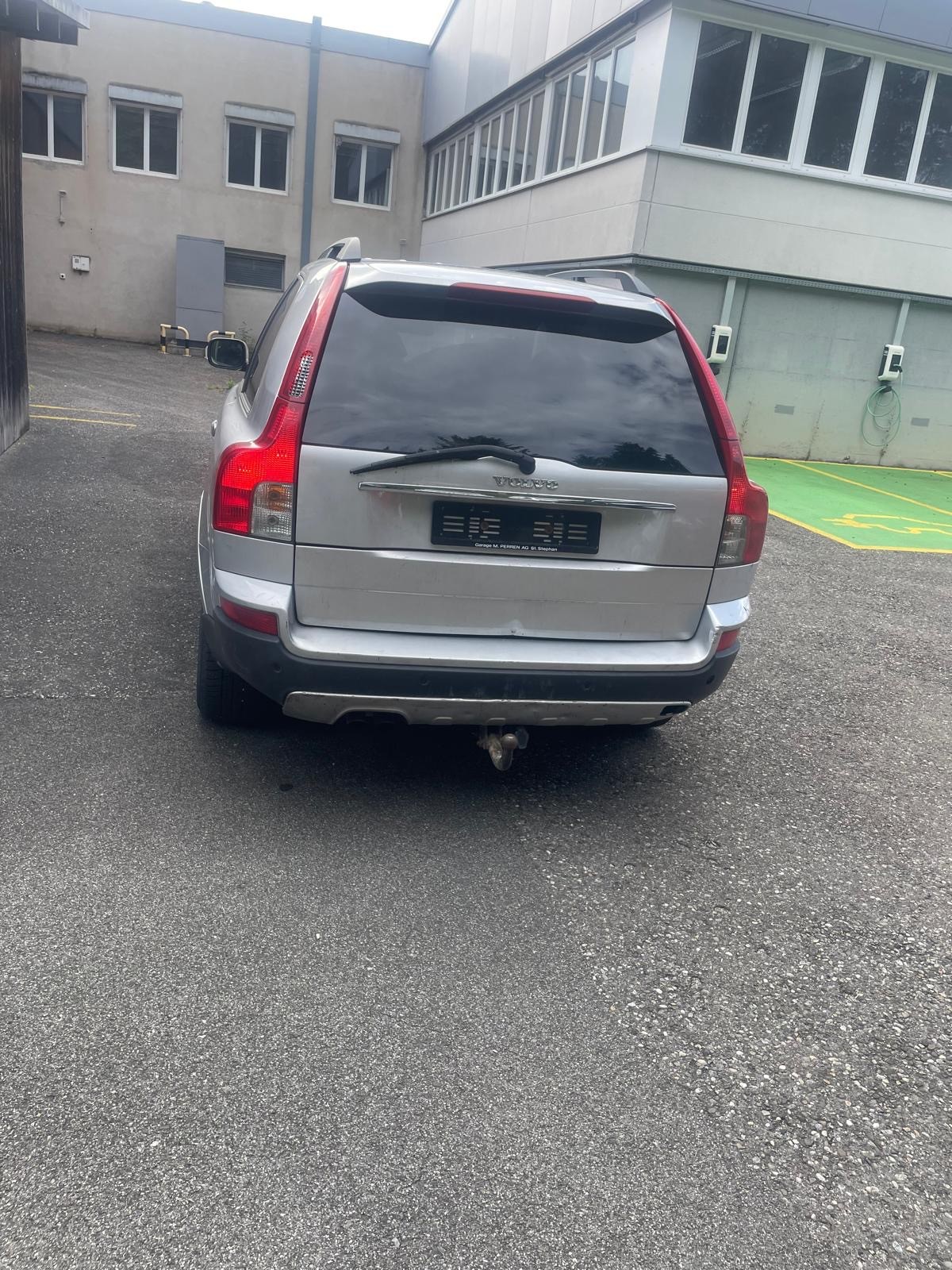 VOLVO XC90 D5 AWD Momentum-image-10