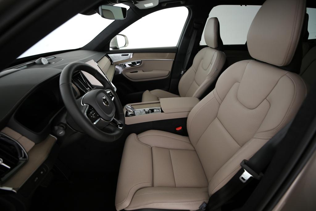 VOLVO XC90 2.0 T8 TE Ultra Bright eAWD-image-7