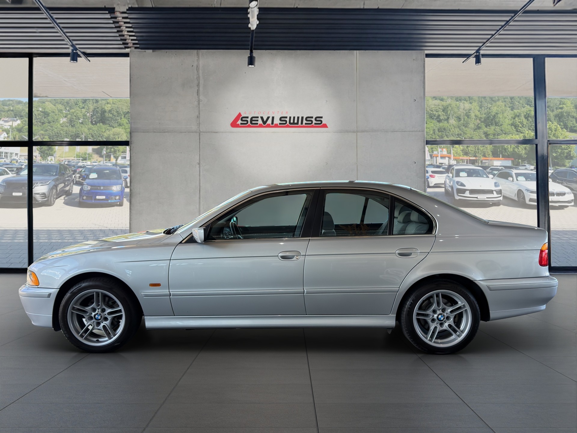 BMW 520i Advantage*TOP Gepflegt*CH-Fahrzeug,ab MFK*-image-4