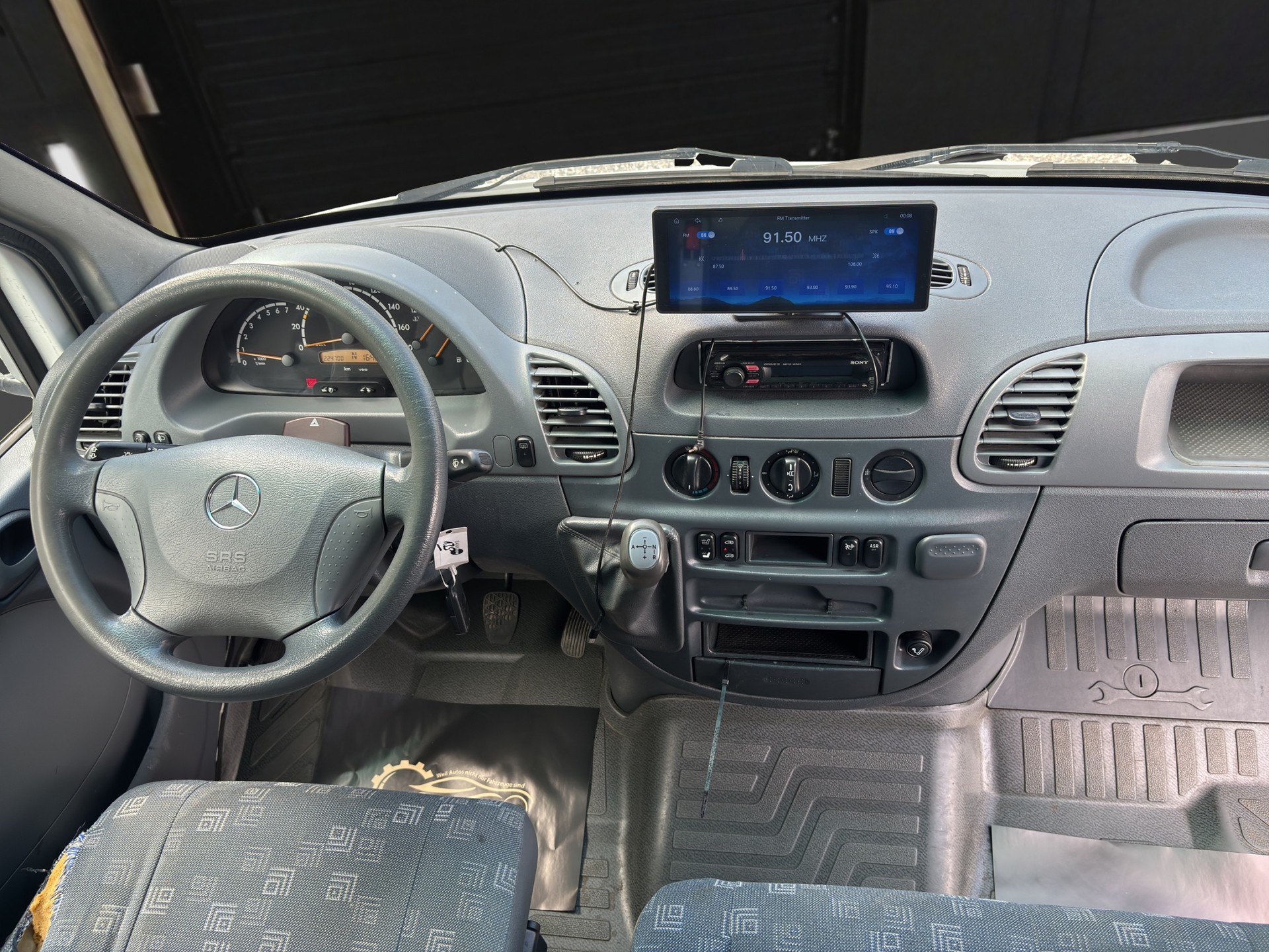 MERCEDES-BENZ Sprinter 313 CDI-image-11