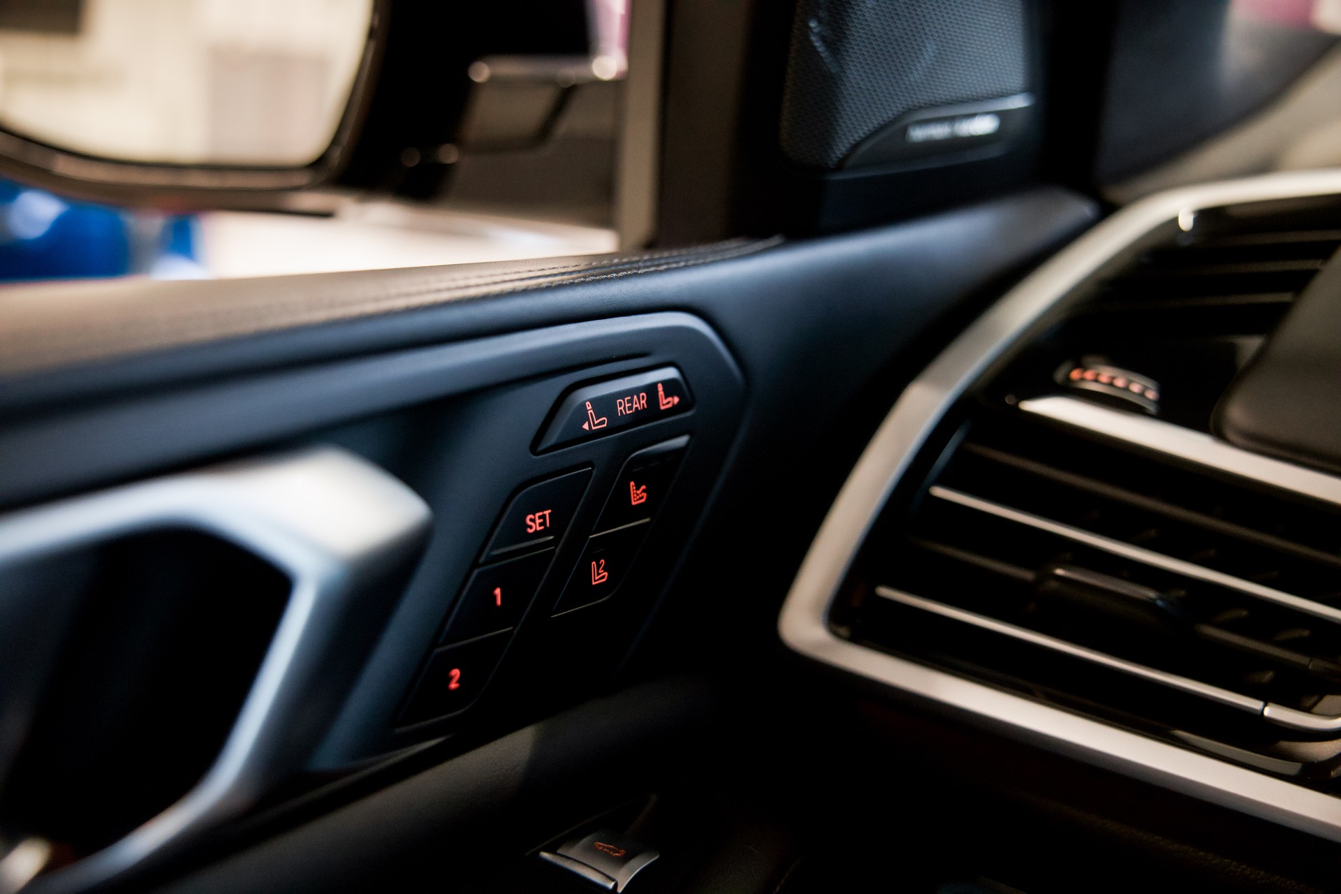 BMW X7 xDrive M50i Steptronic *CH-FHZ*-image-32