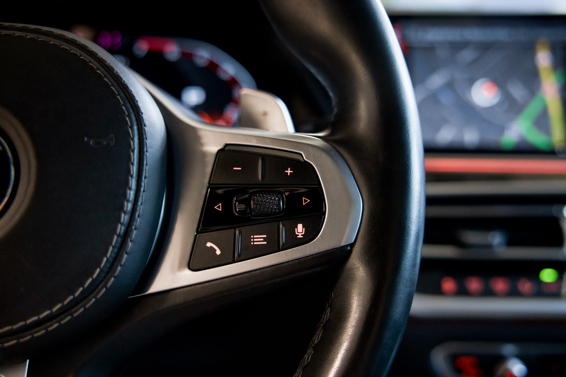 BMW X7 xDrive M50i Steptronic *CH-FHZ*-image-36