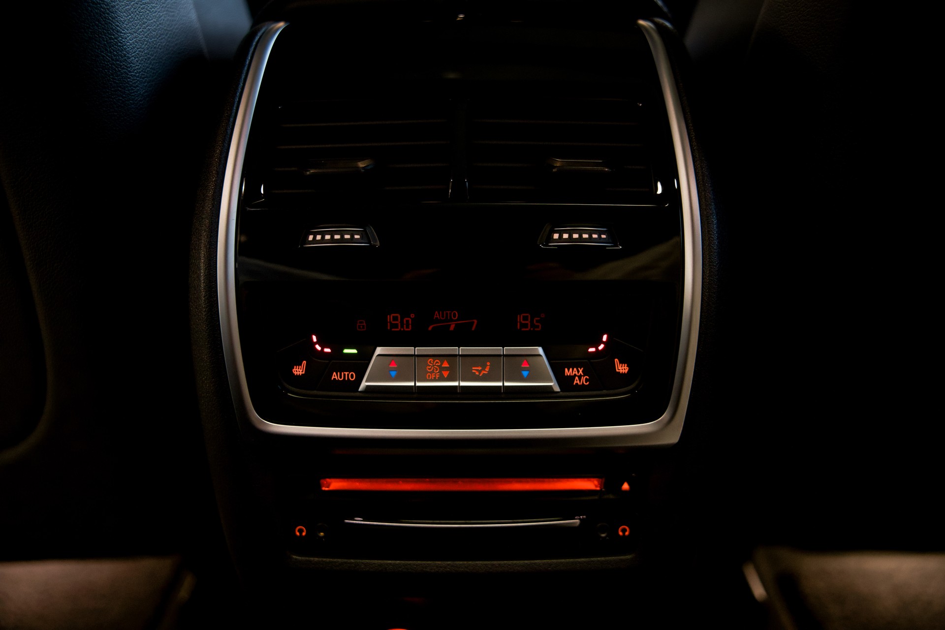 BMW X7 xDrive M50i Steptronic *CH-FHZ*-image-27