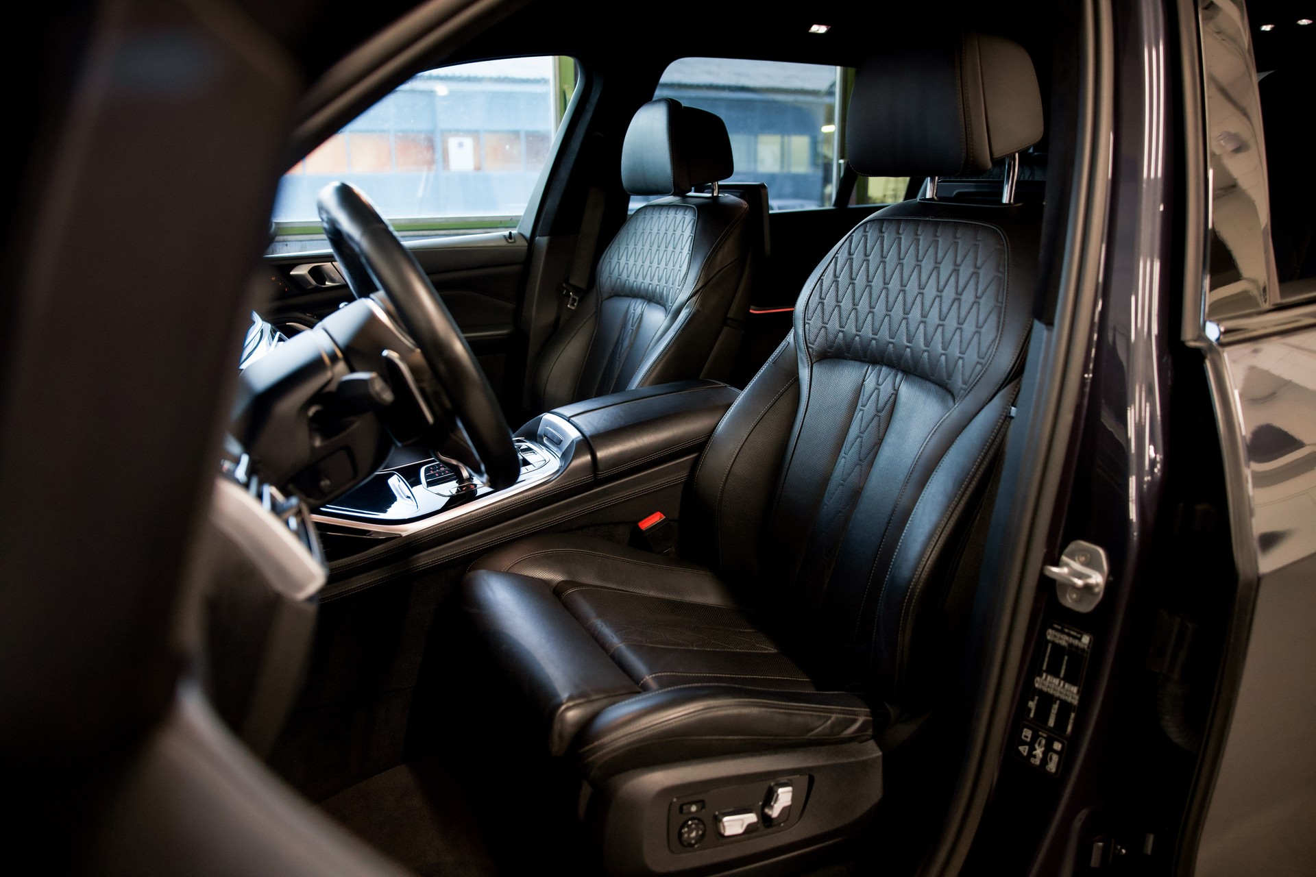 BMW X7 xDrive M50i Steptronic *CH-FHZ*-image-21