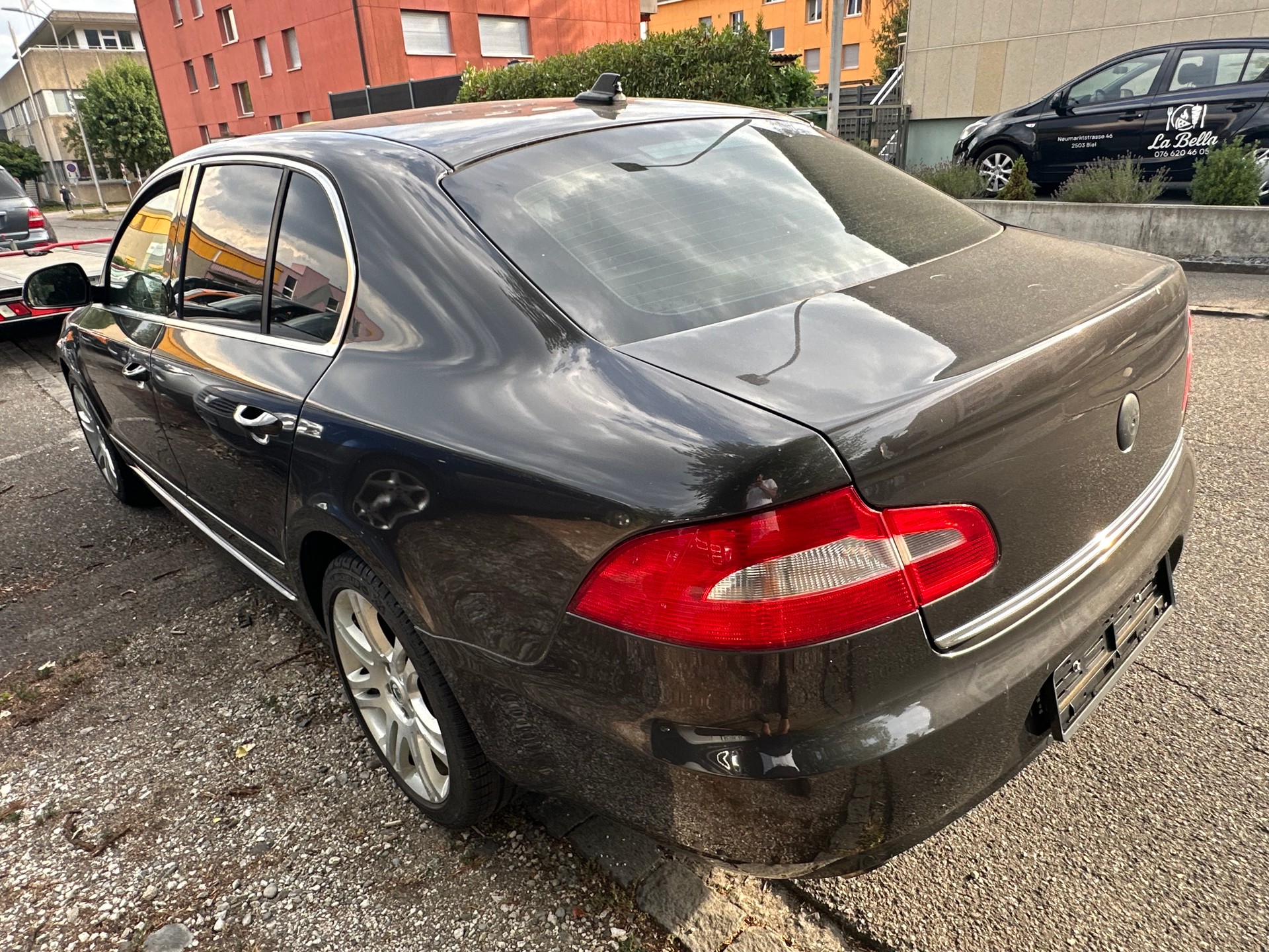 SKODA Superb 1.8 TSI Elegance DSG-image-4