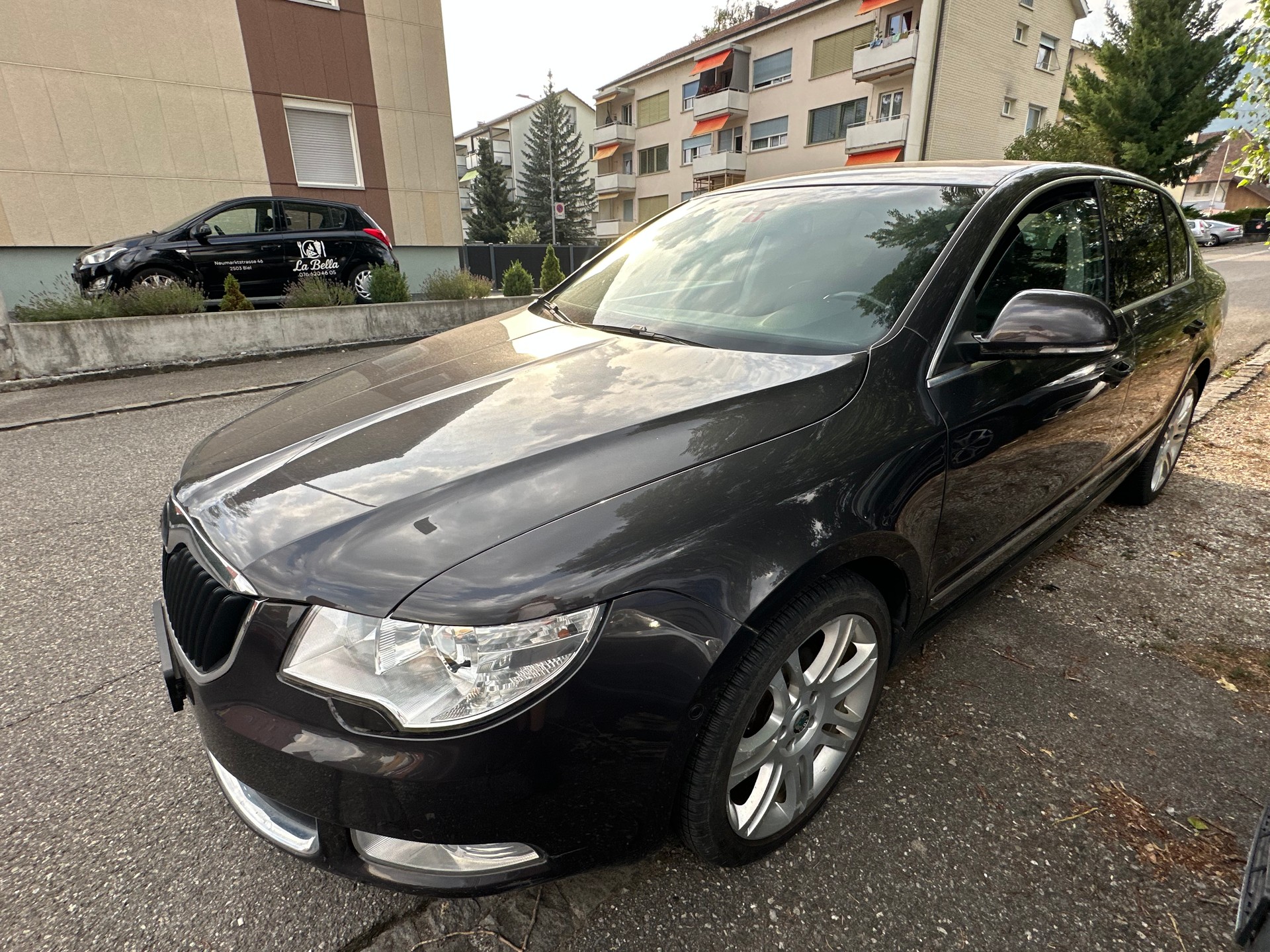 SKODA Superb 1.8 TSI Elegance DSG-image-5