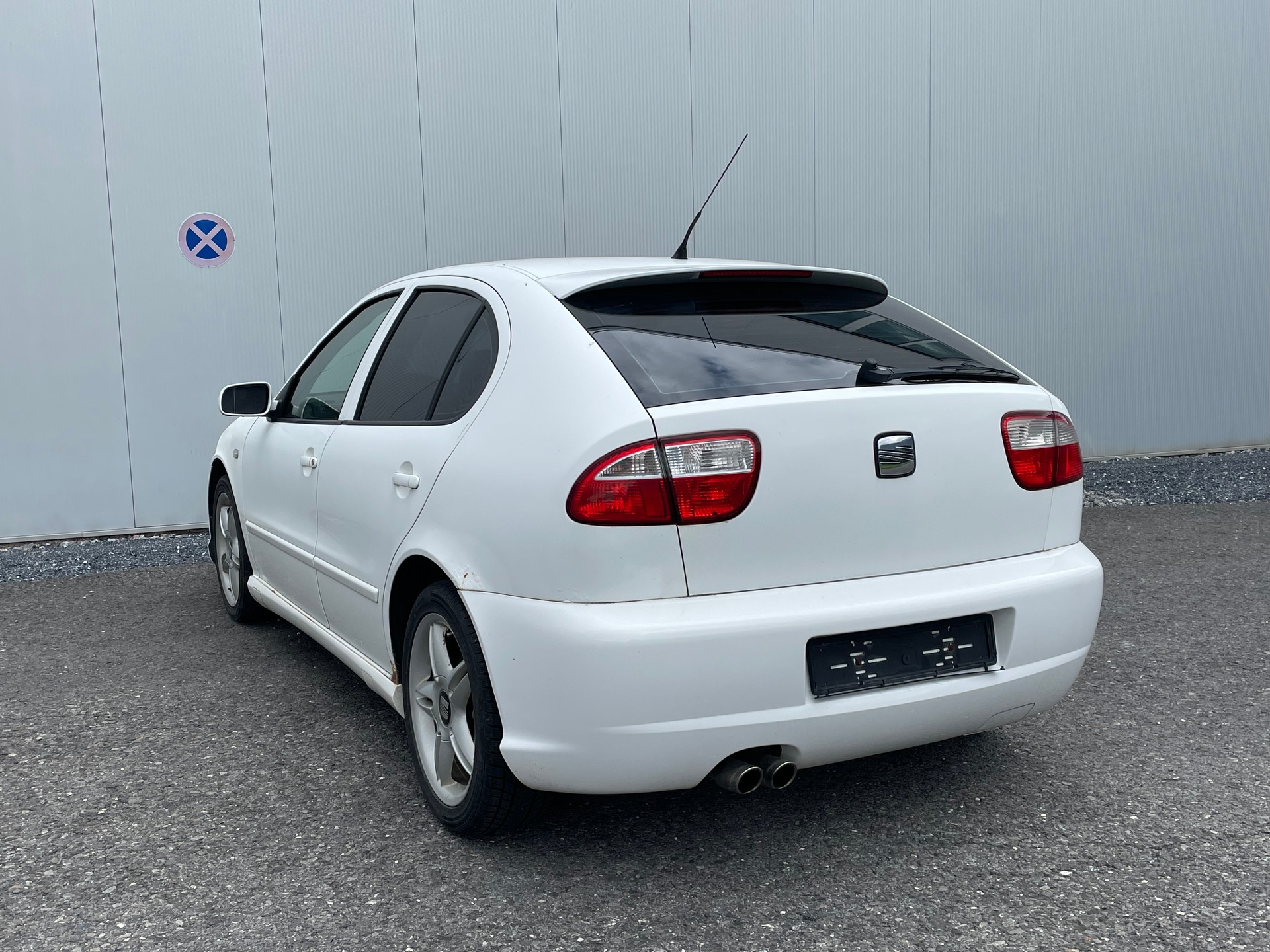 SEAT Leon 2.8 Cupra 4-image-9
