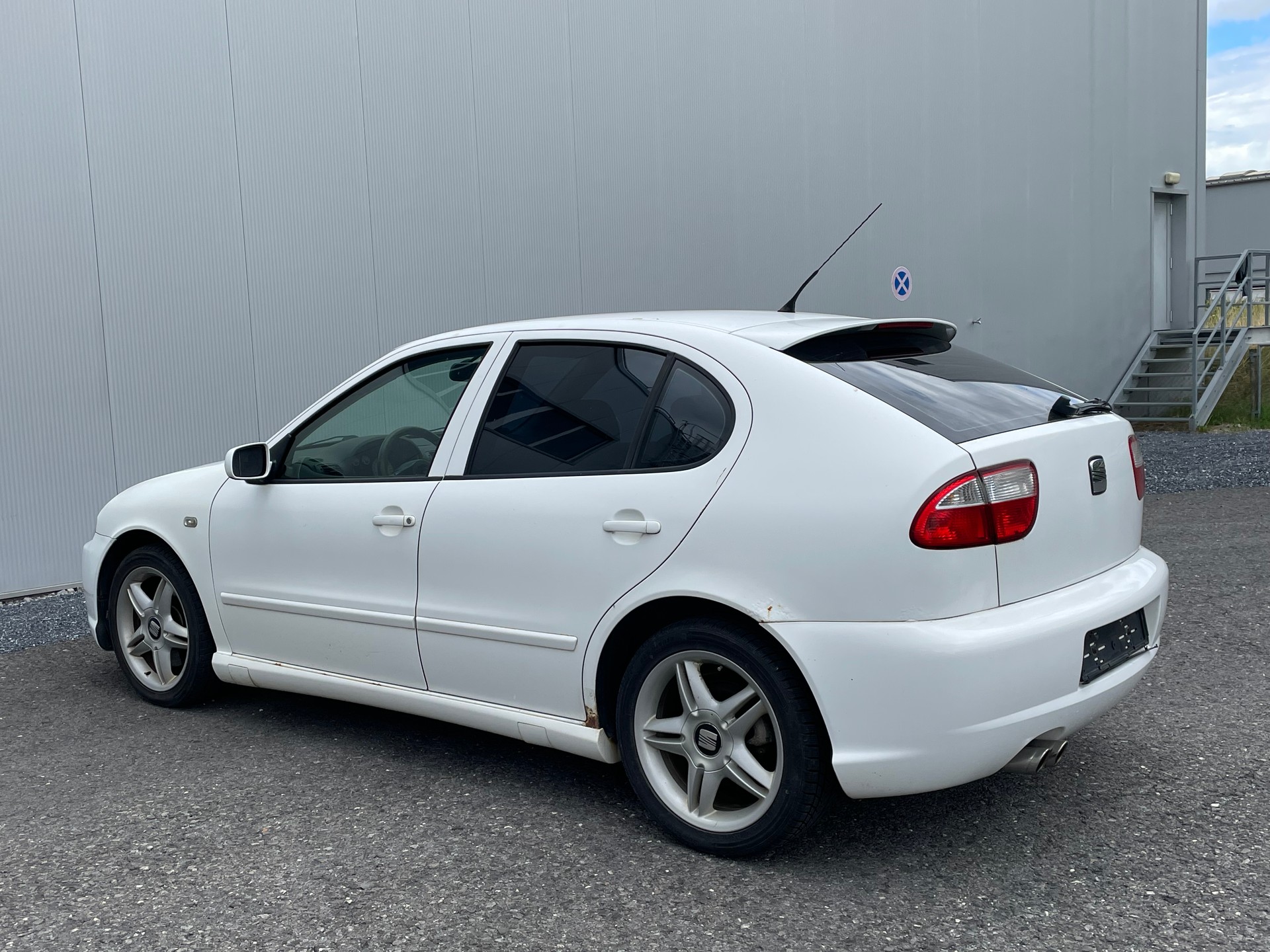 SEAT Leon 2.8 Cupra 4-image-11