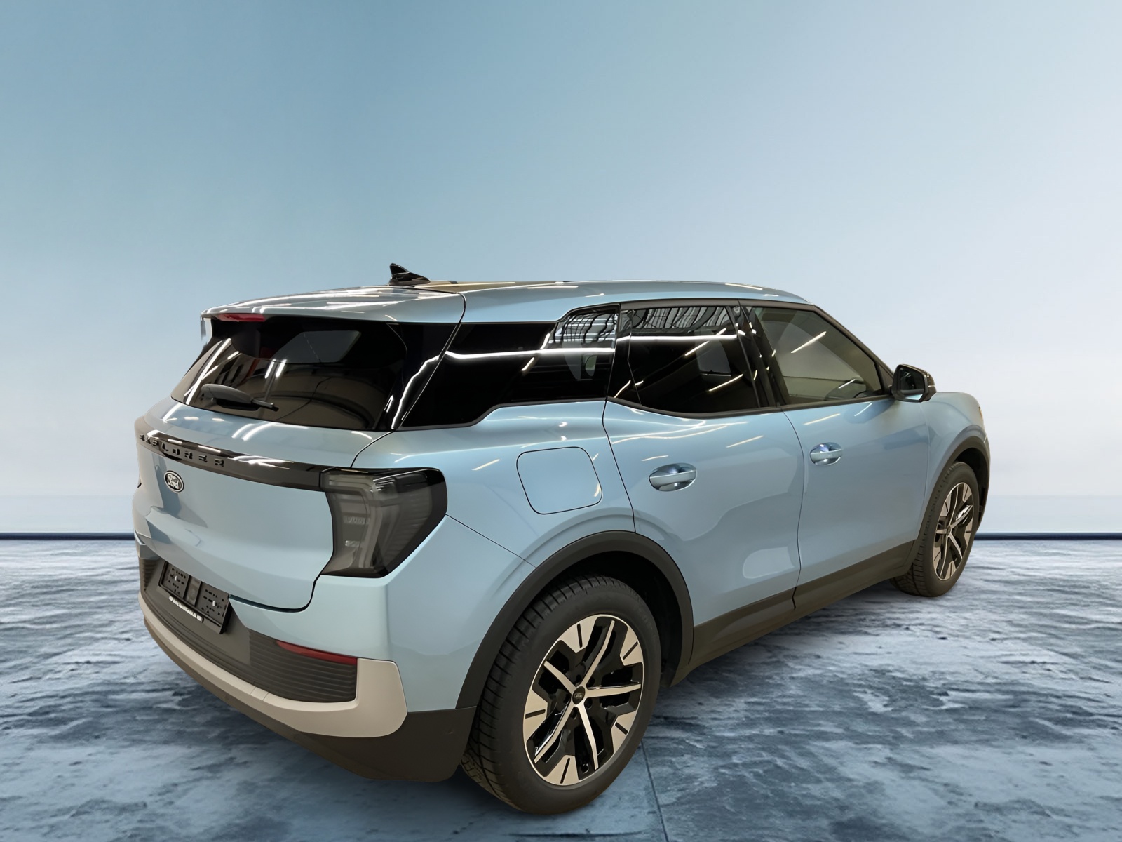 FORD Explorer Elektro 77kWh Extended Range Premium mit Anhängerkupplung, Wärmepumpe & Panoramadach-image-1