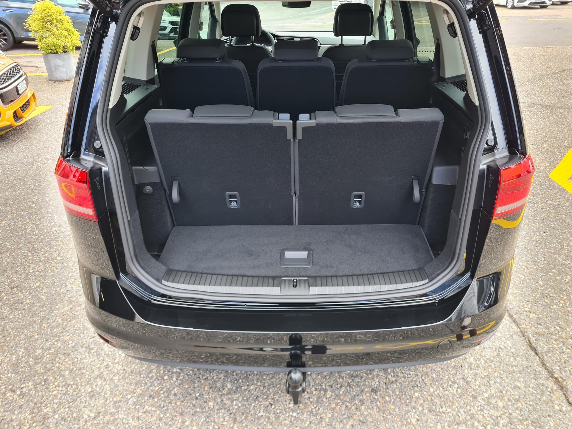 VW Touran 1.5 TSI EVO Comfortline DSG - 7 places-image-12