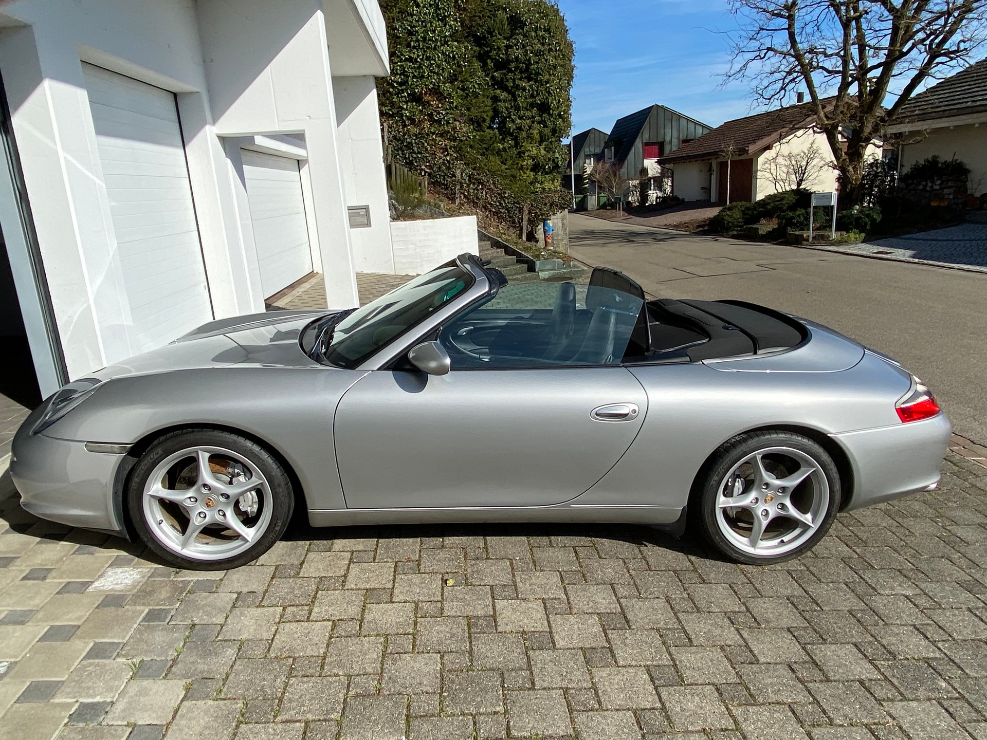 PORSCHE 3.6 Carrera 4-image-3