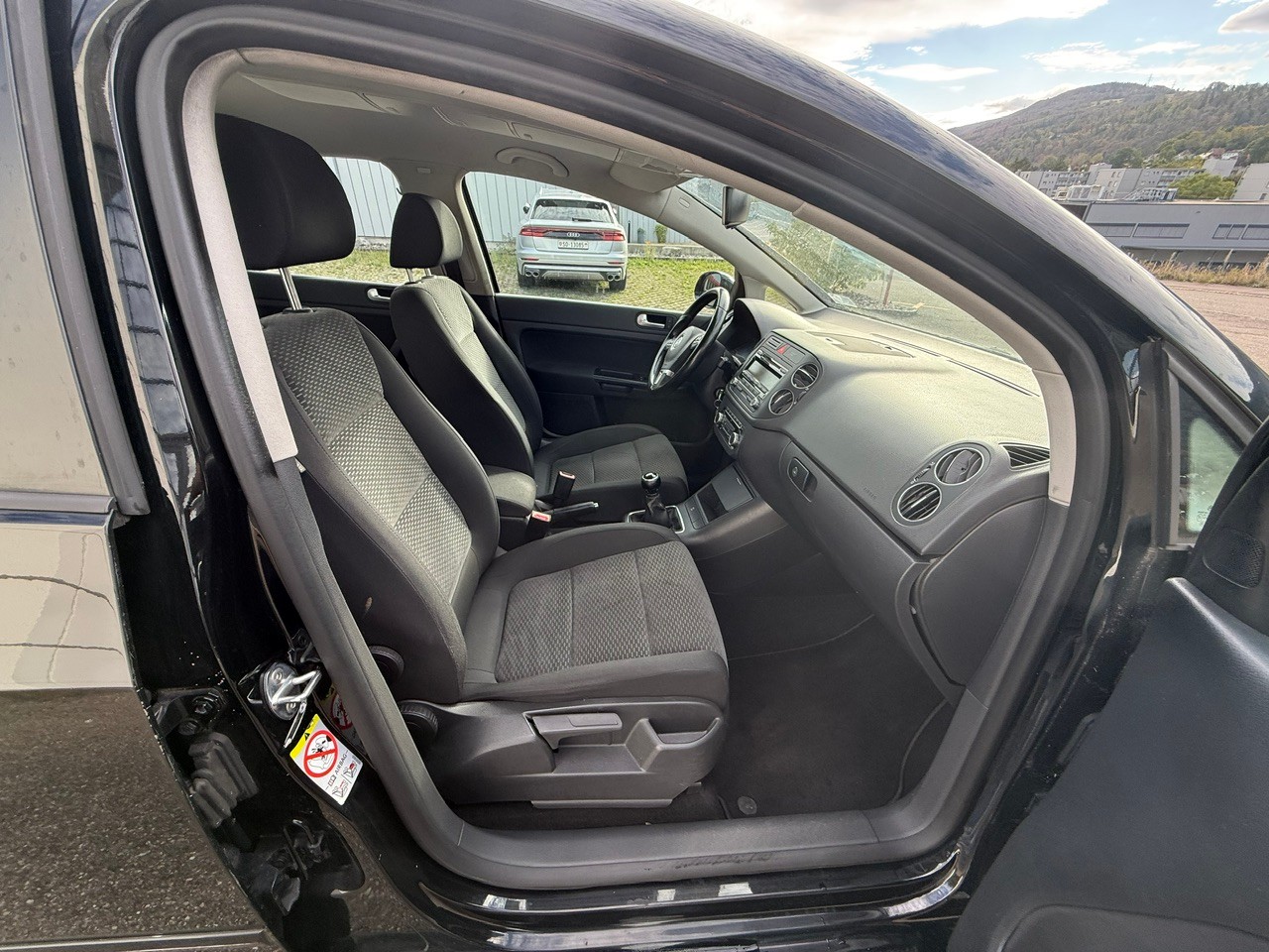 VW Golf Plus 1.4 TSI Highline-image-11
