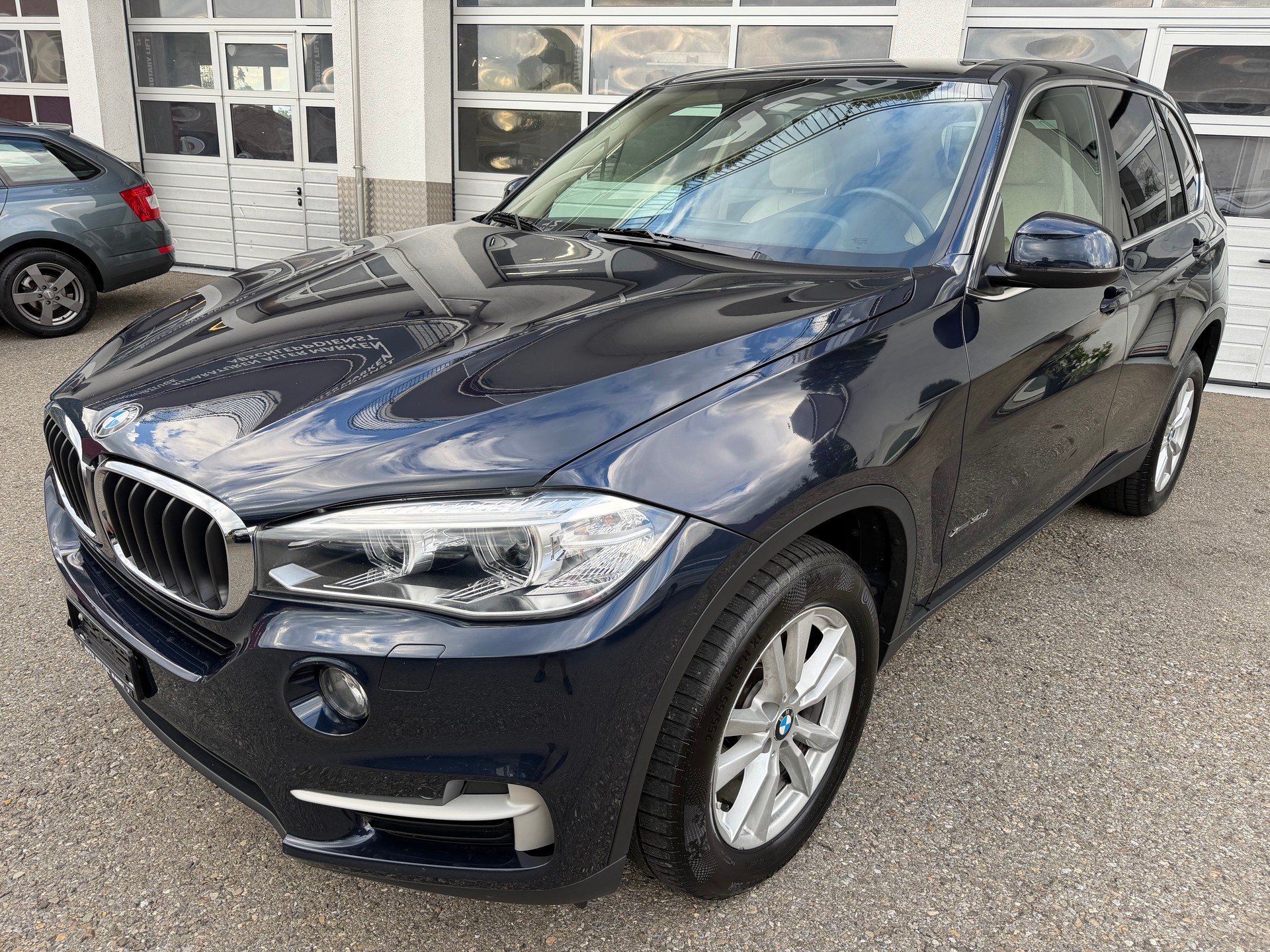 BMW X5 xDrive 30d Steptronic-image-0