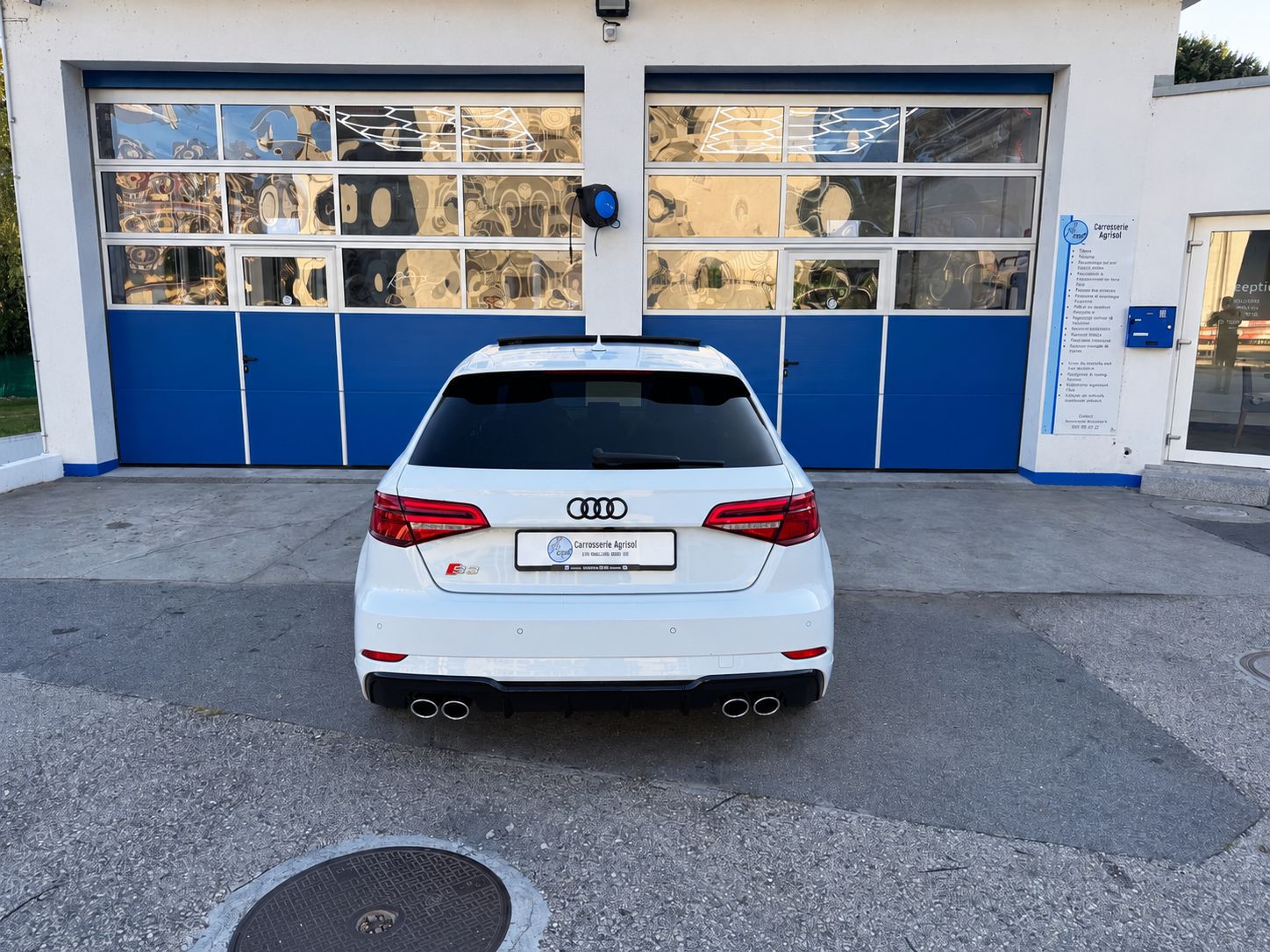AUDI 2.0 T FSI quattro S-Tronic-image-3