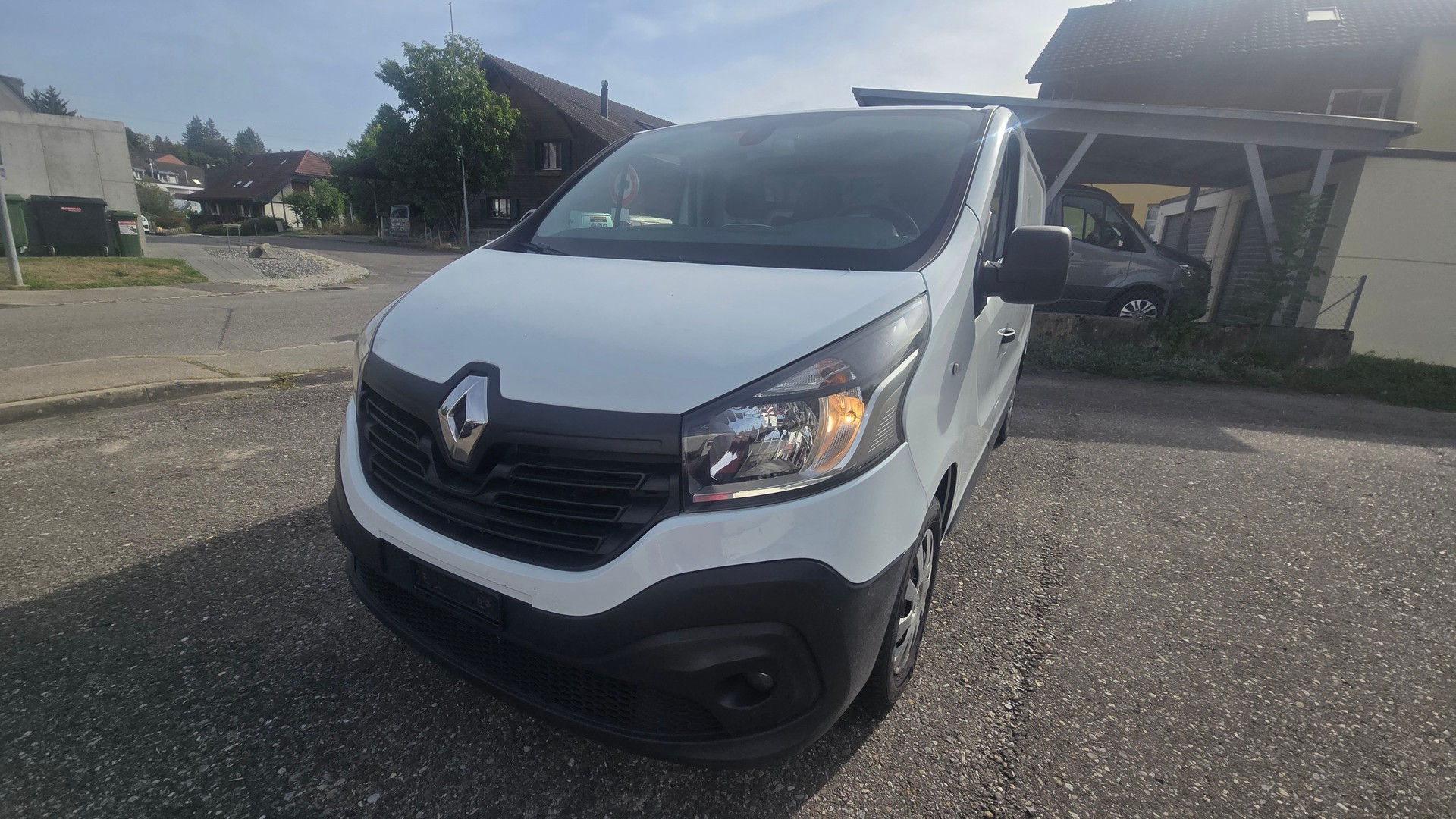 RENAULT Trafic 1.6 dCi 120 2.9t Business L1H1-image-9