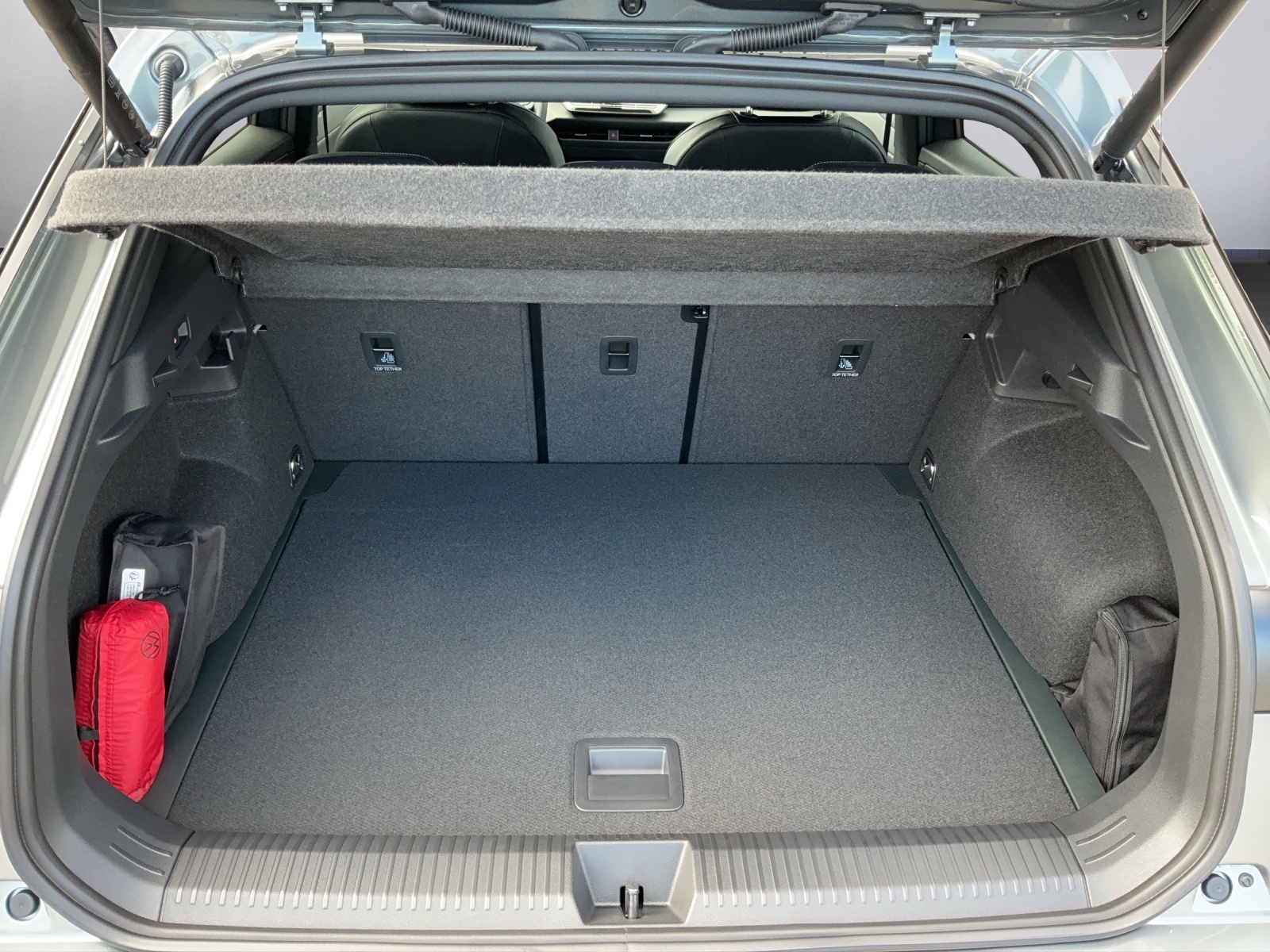 VW T-Roc 1.5 eTSI mHEV R-Line DSG-image-11