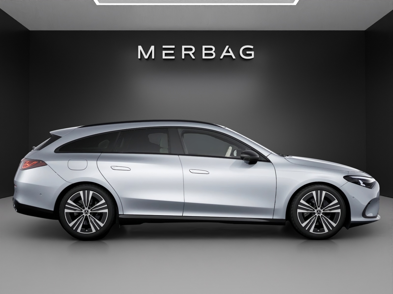 MERCEDES-BENZ CLA Shooting Brake 350 4Matic 85 kWh EQ-image-1