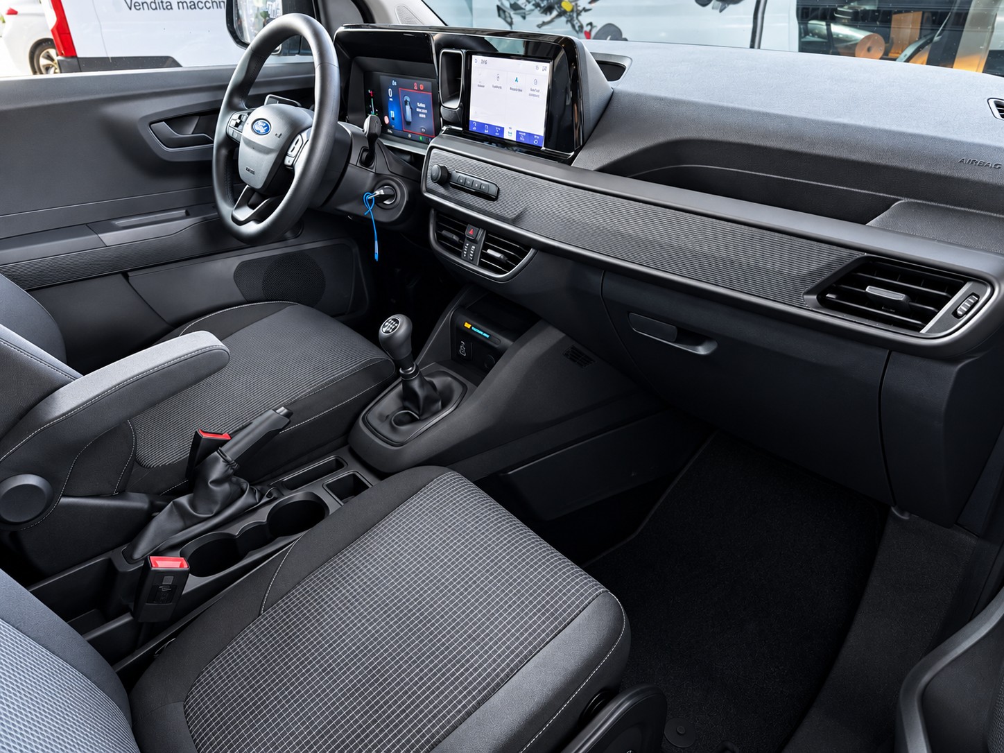 FORD Transit Courier Van 1.0 EcoBoost Trend-image-8
