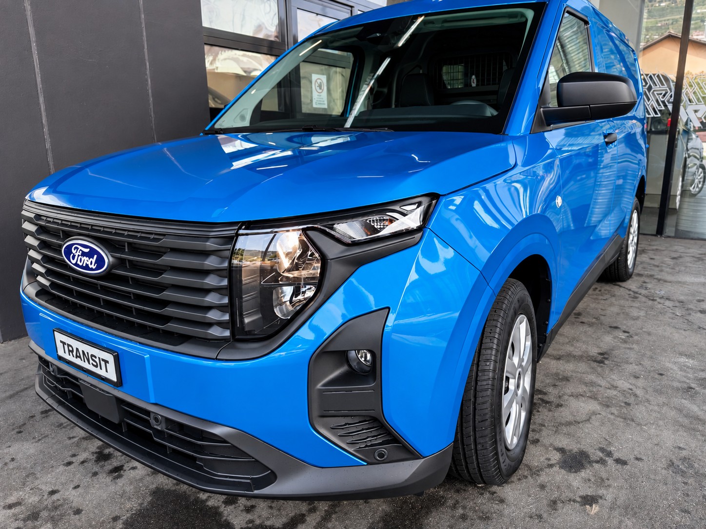FORD Transit Courier Van 1.0 EcoBoost Trend-image-6