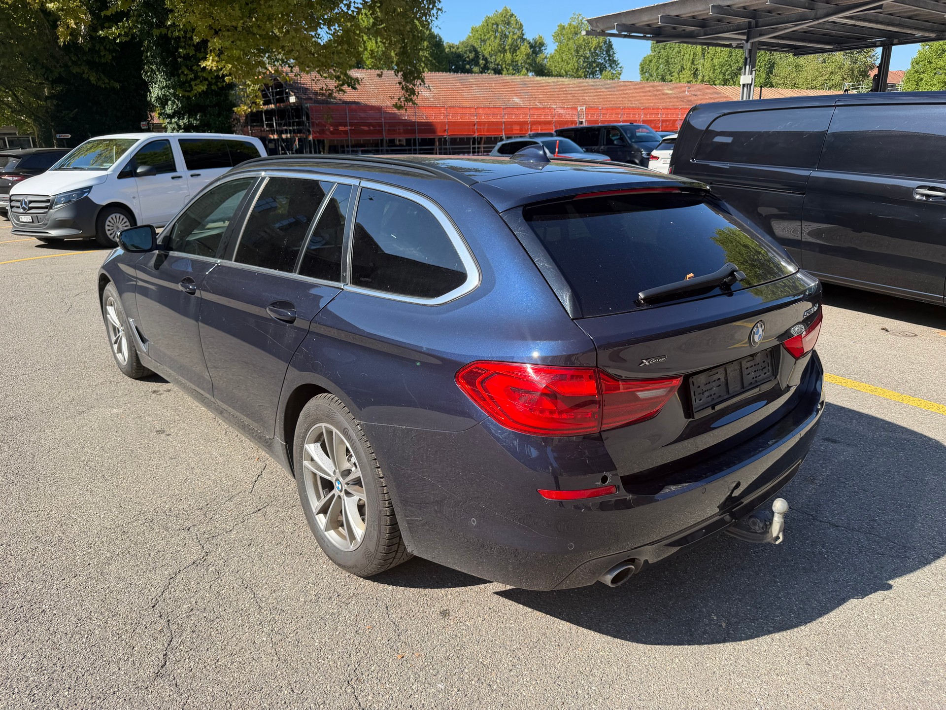 BMW 530d xDrive Touring Steptronic-image-6