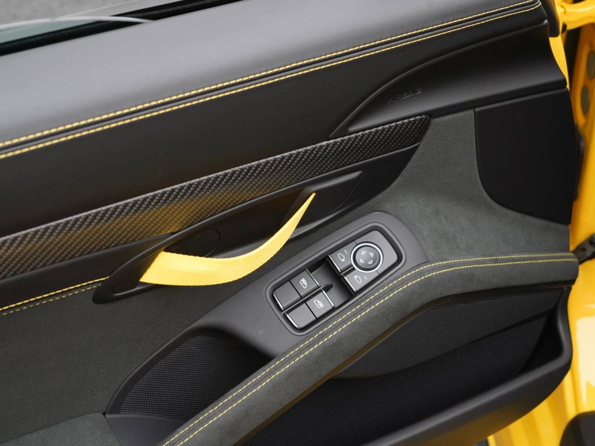 PORSCHE 718 Spyder RS-image-21