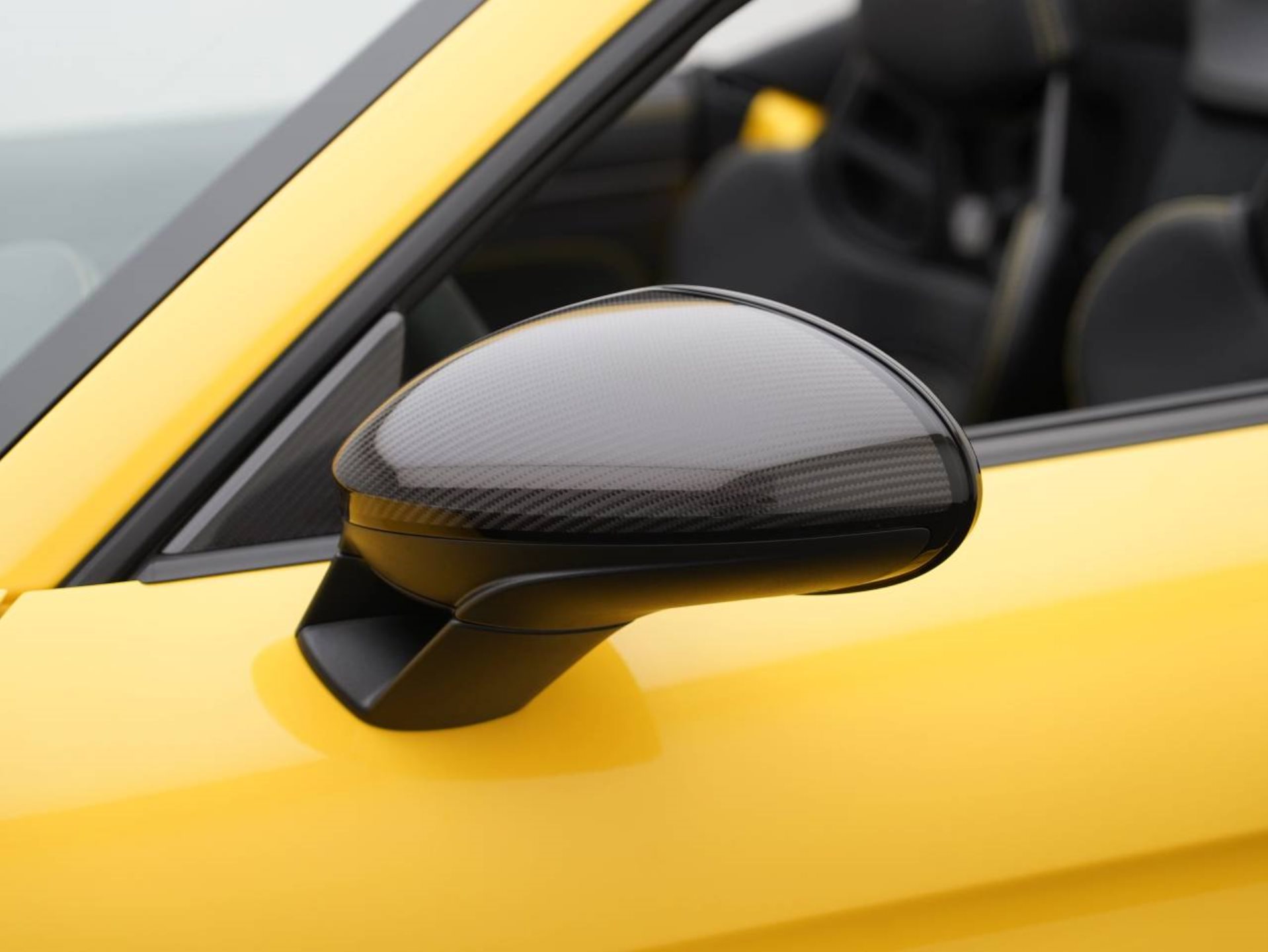 PORSCHE 718 Spyder RS-image-11