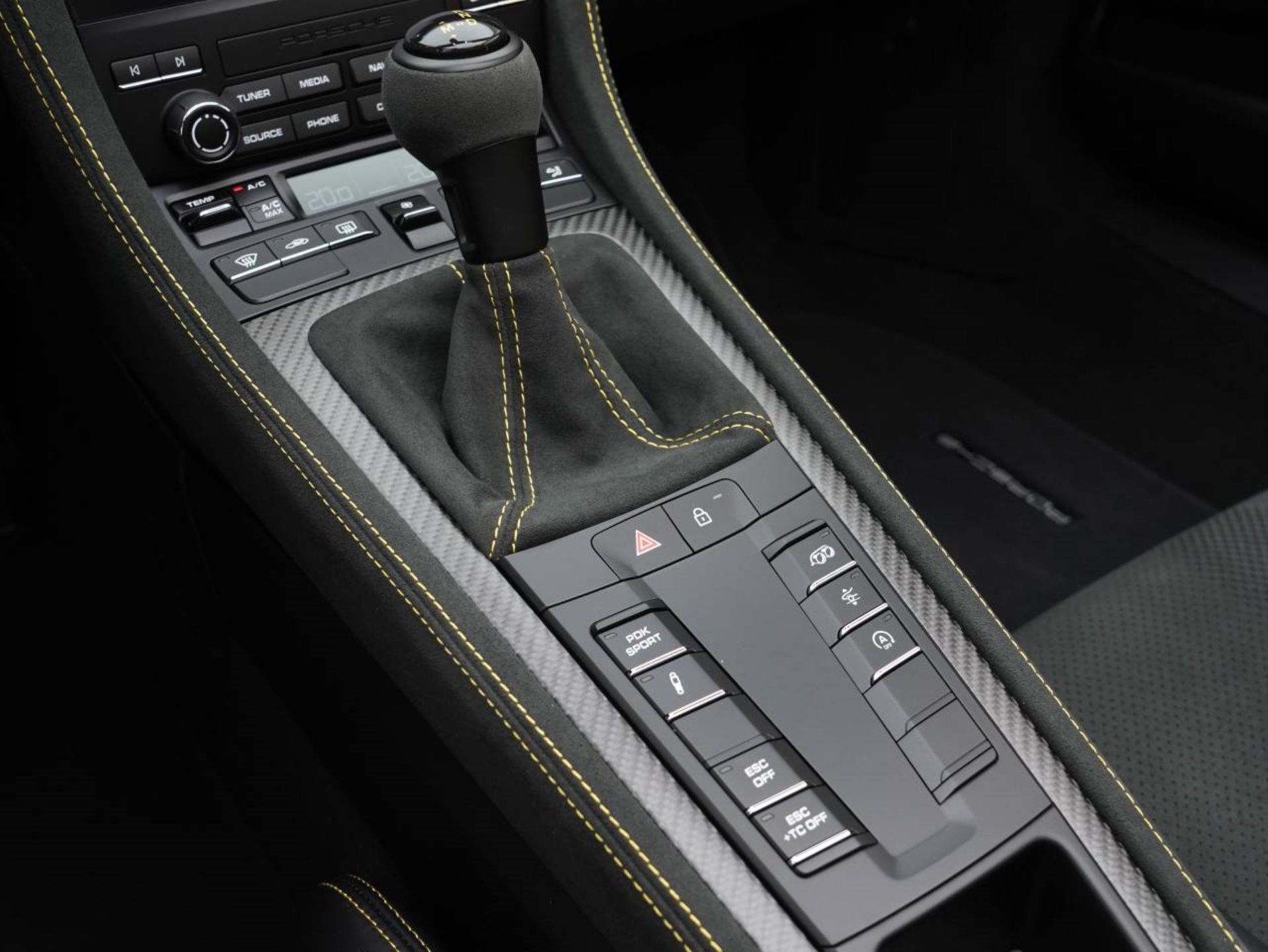 PORSCHE 718 Spyder RS-image-19