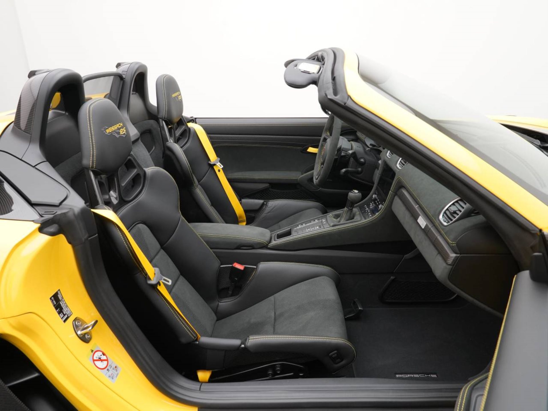 PORSCHE 718 Spyder RS-image-25