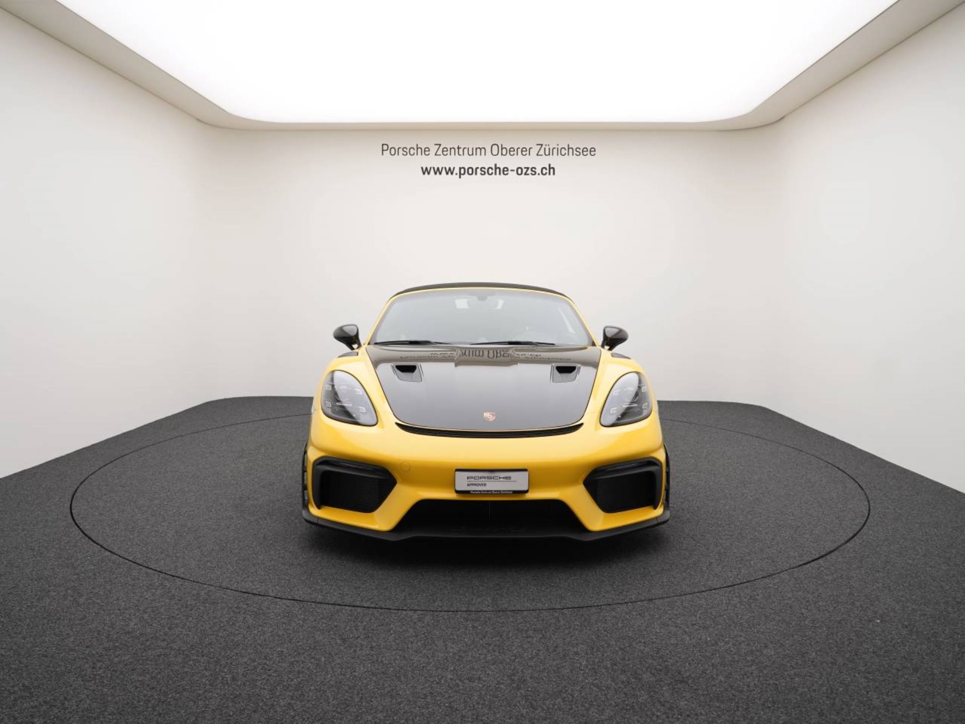 PORSCHE 718 Spyder RS-image-9